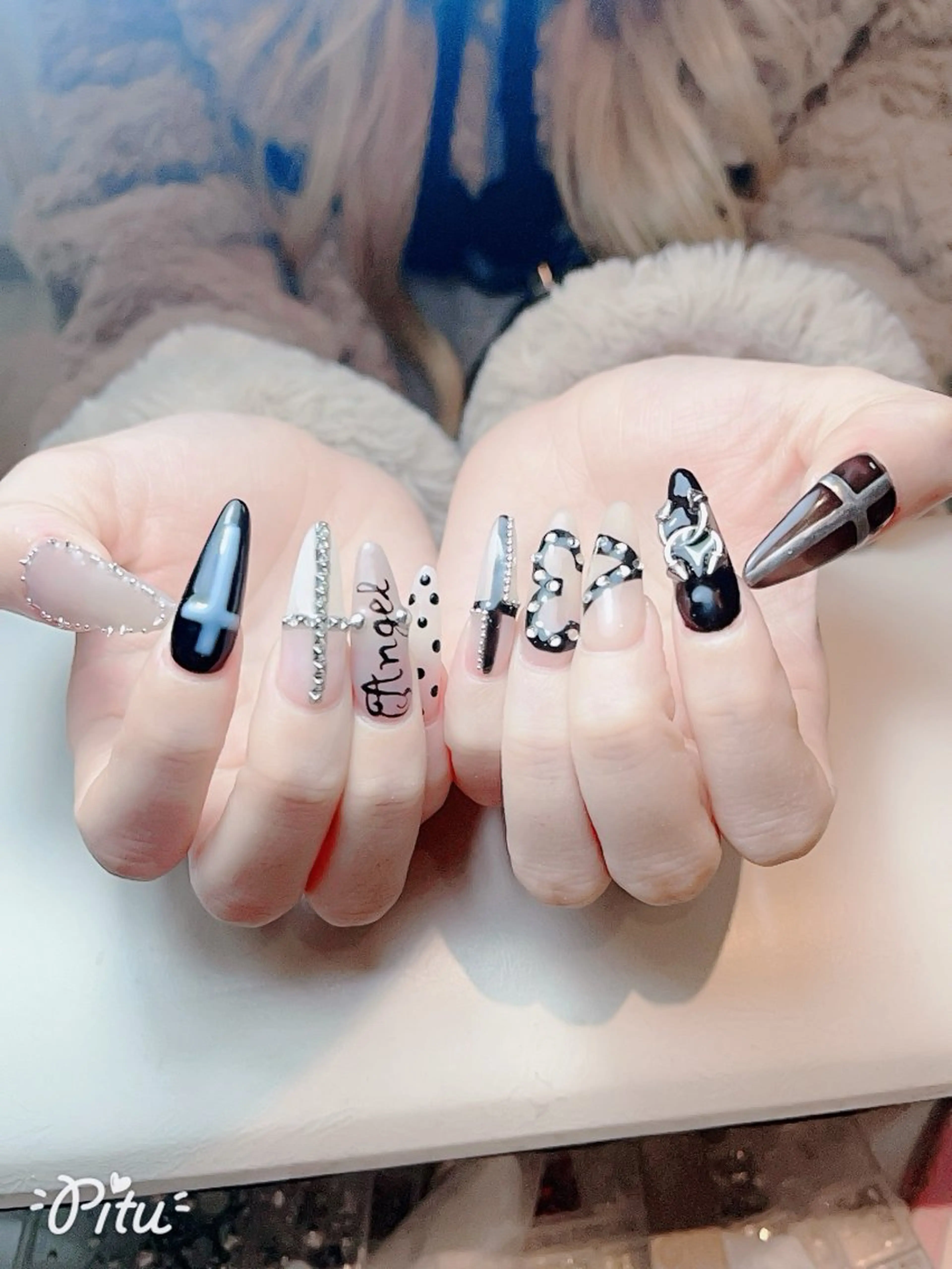 ネイル アートネイル ジェルネイル ニュアンスネイル シンプルネイル ネイルチップ ハンドネイル Nie Nail Hinatachanのネイルデザイン