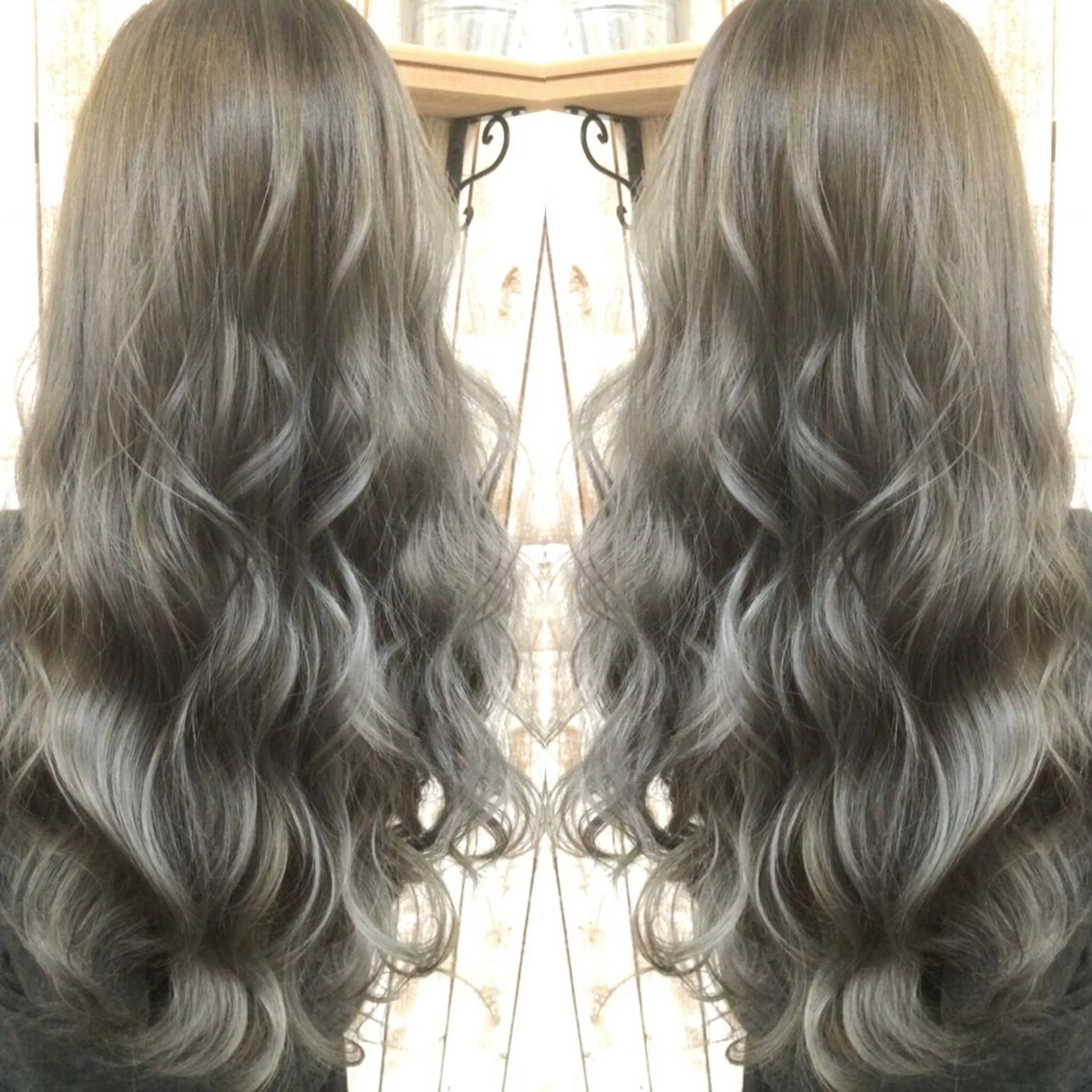 ロング カラー バレイヤージュ シルバー レイヤーカット ヘアカラー トリートメント 井上 一平のヘアスタイル