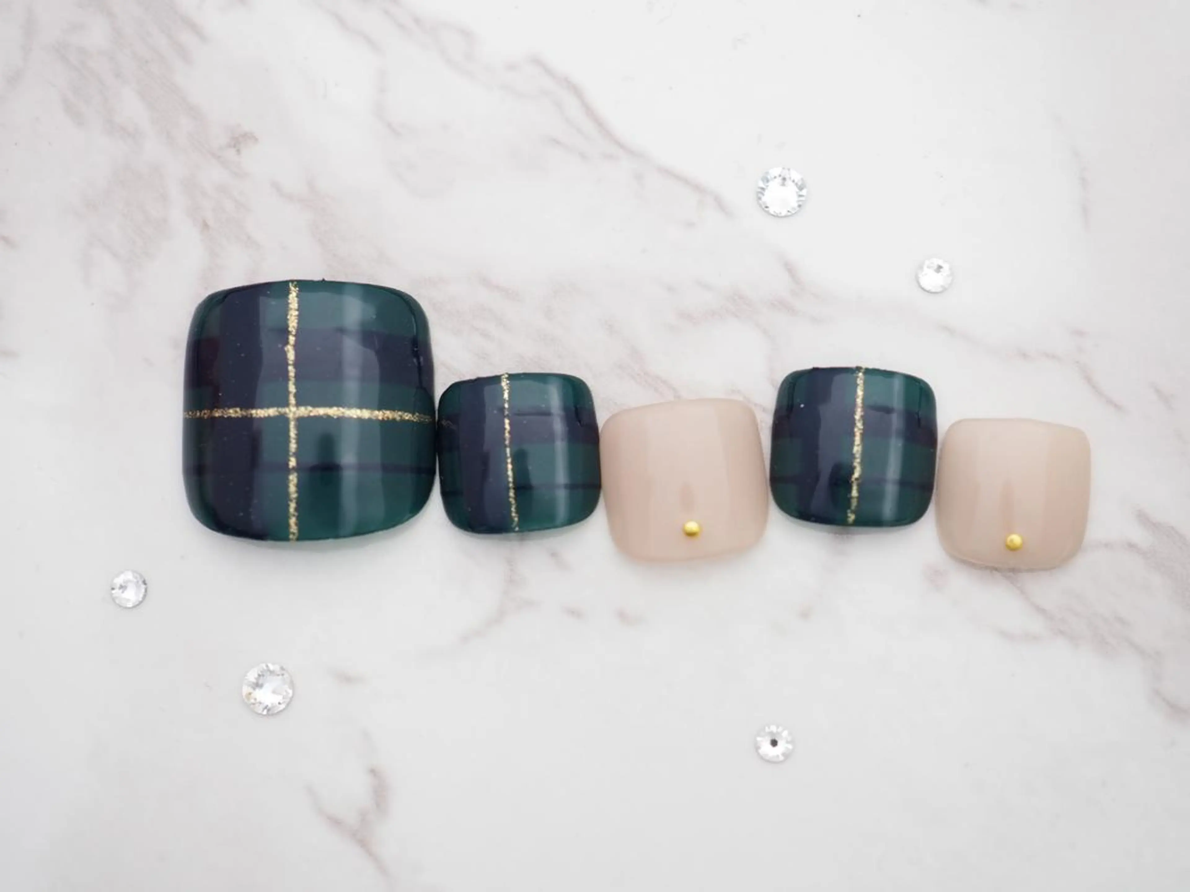 ネイル トップネイリスト Ribbon立川店のネイルデザイン