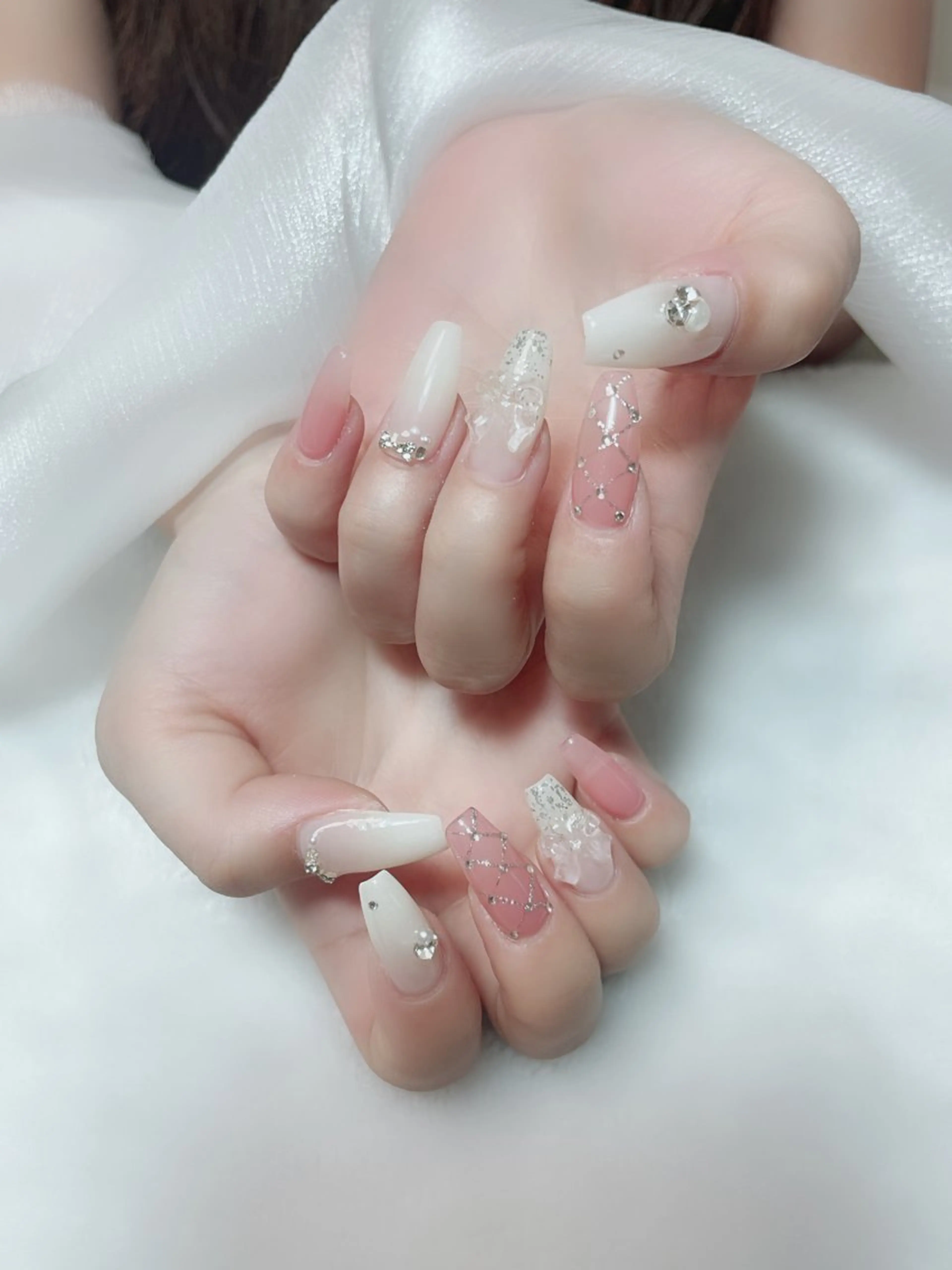 ネイル 持ち込み Amina nail salonのネイルデザイン
