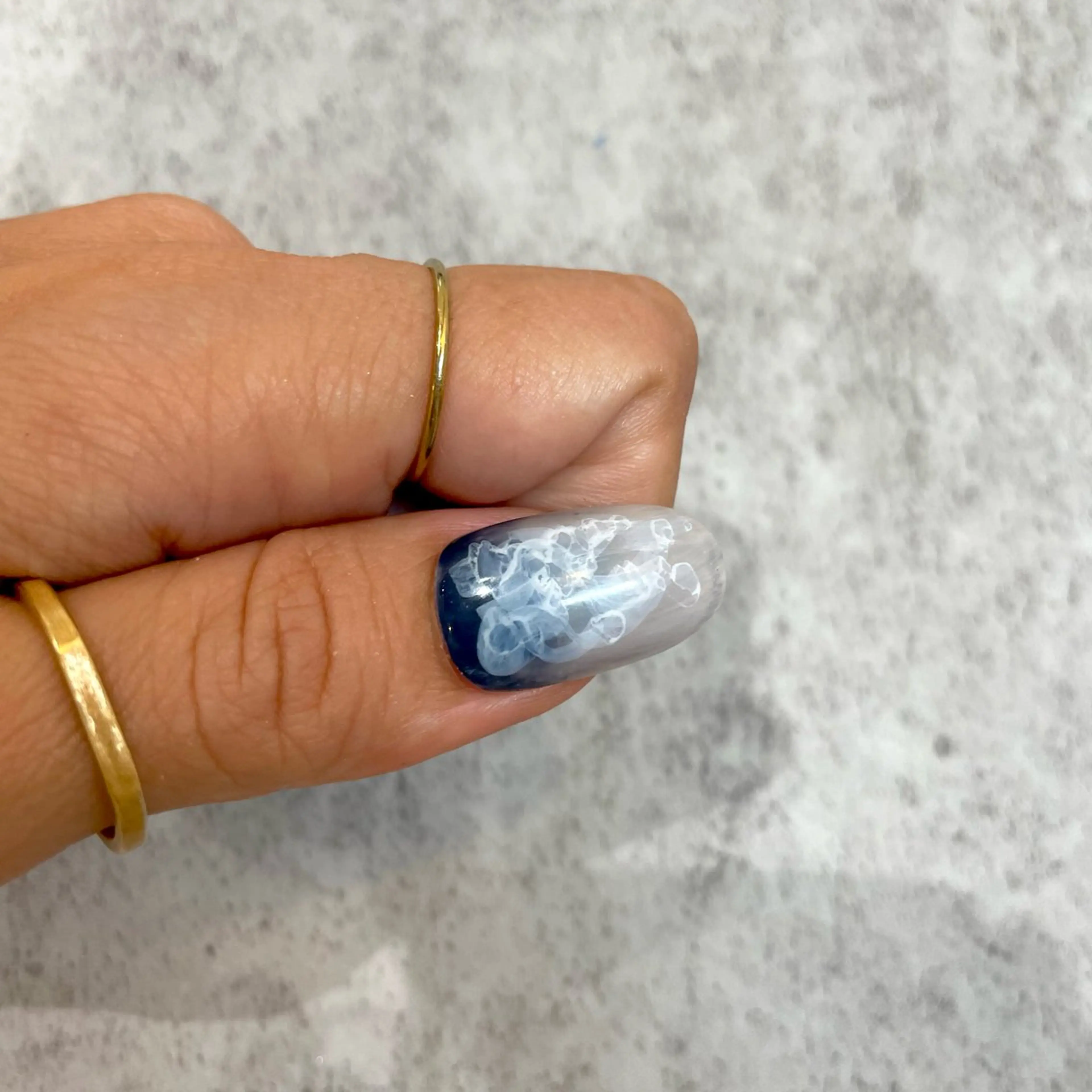 ネイル フットネイル マグネットネイル ネイビー ニュアンスネイル ショートネイル Seemly 千田町店所属・フラワーパラジェル 🌸シームリーエミのネイルデザイン