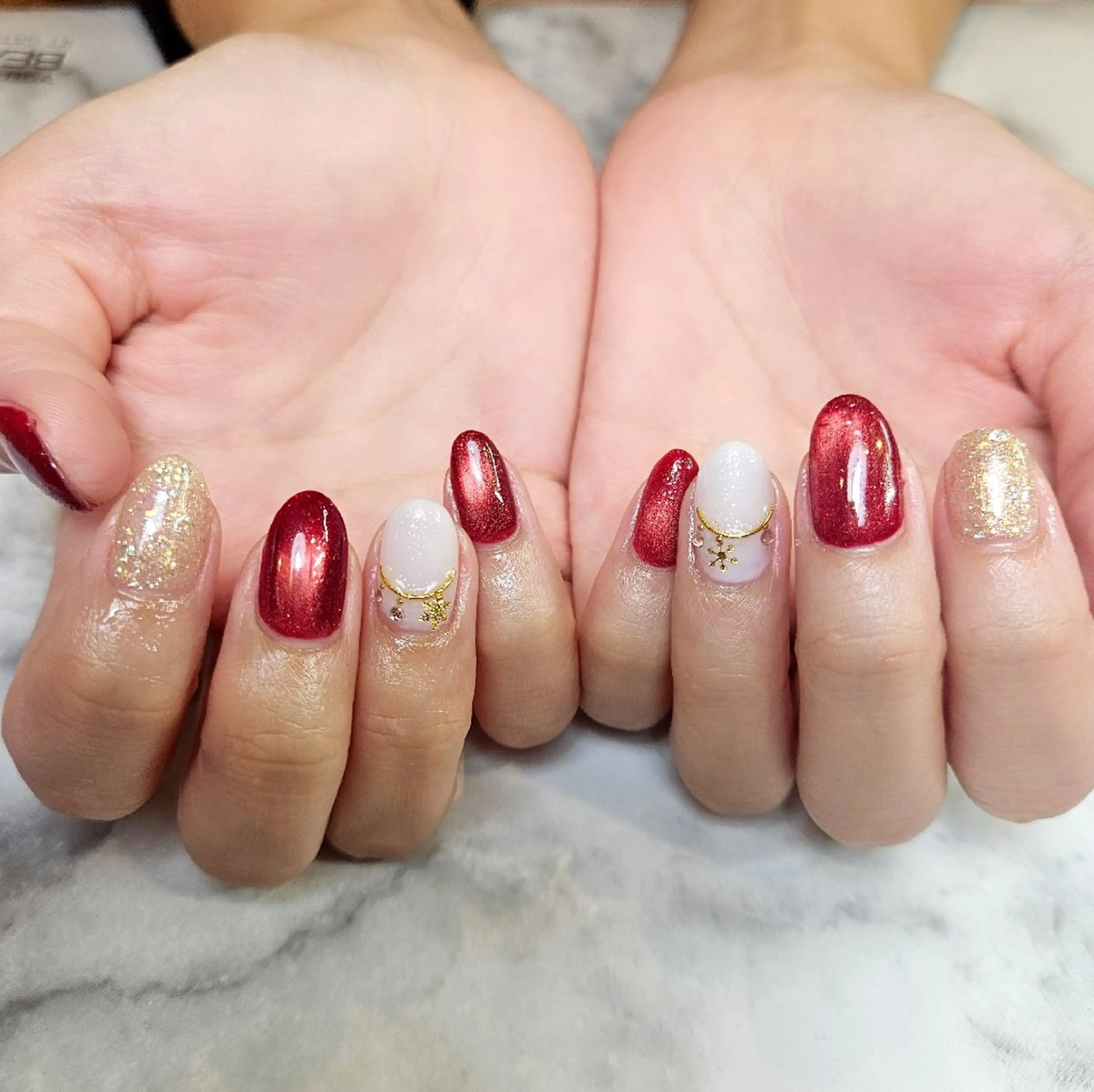 ネイル 12/23🈳️🍎 永山瑞穂のネイルデザイン