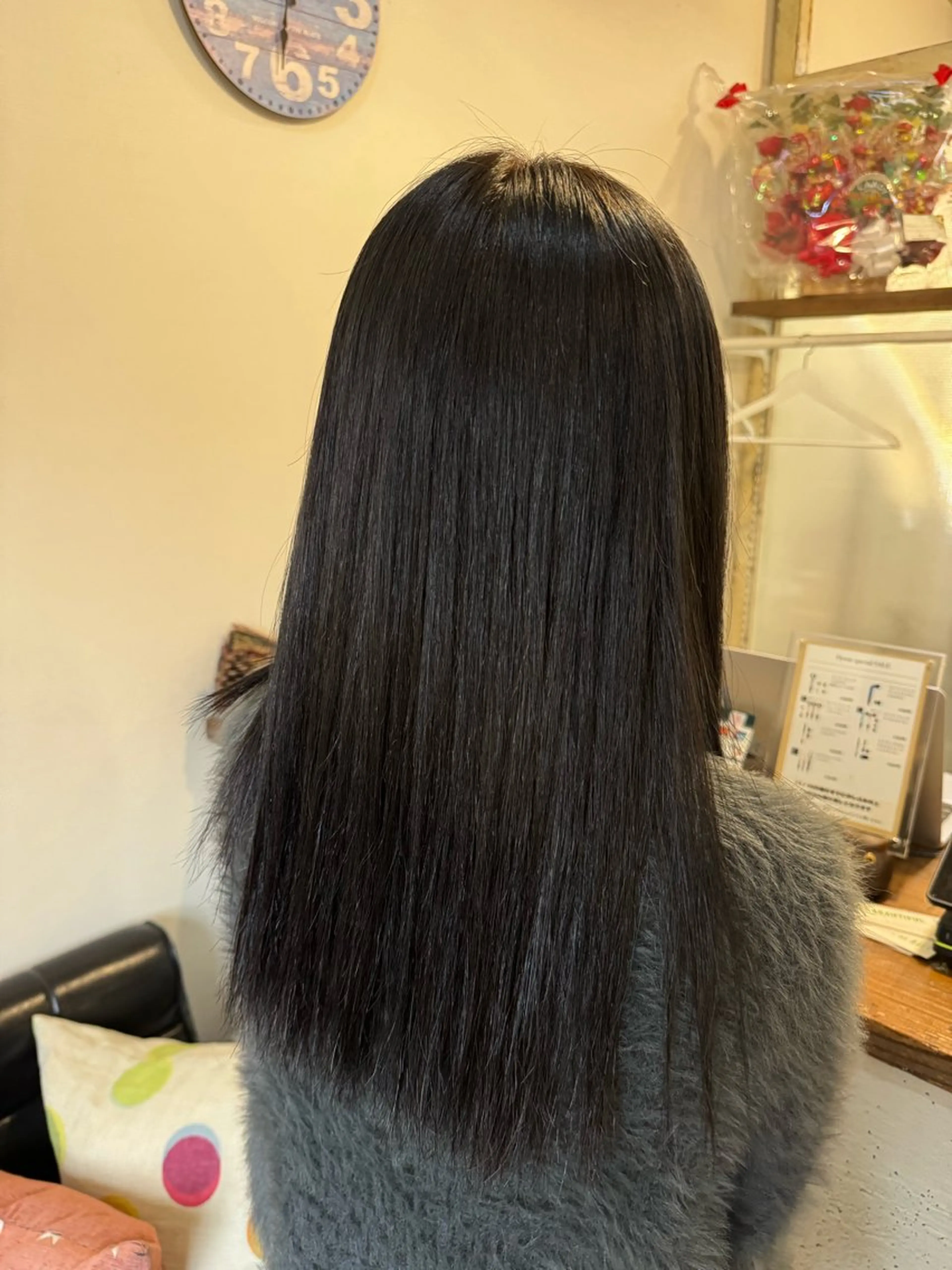 カラー 黒髪 ヘアカラー トリートメント ブリーチ艶カラー KAORI🌼のヘアスタイル