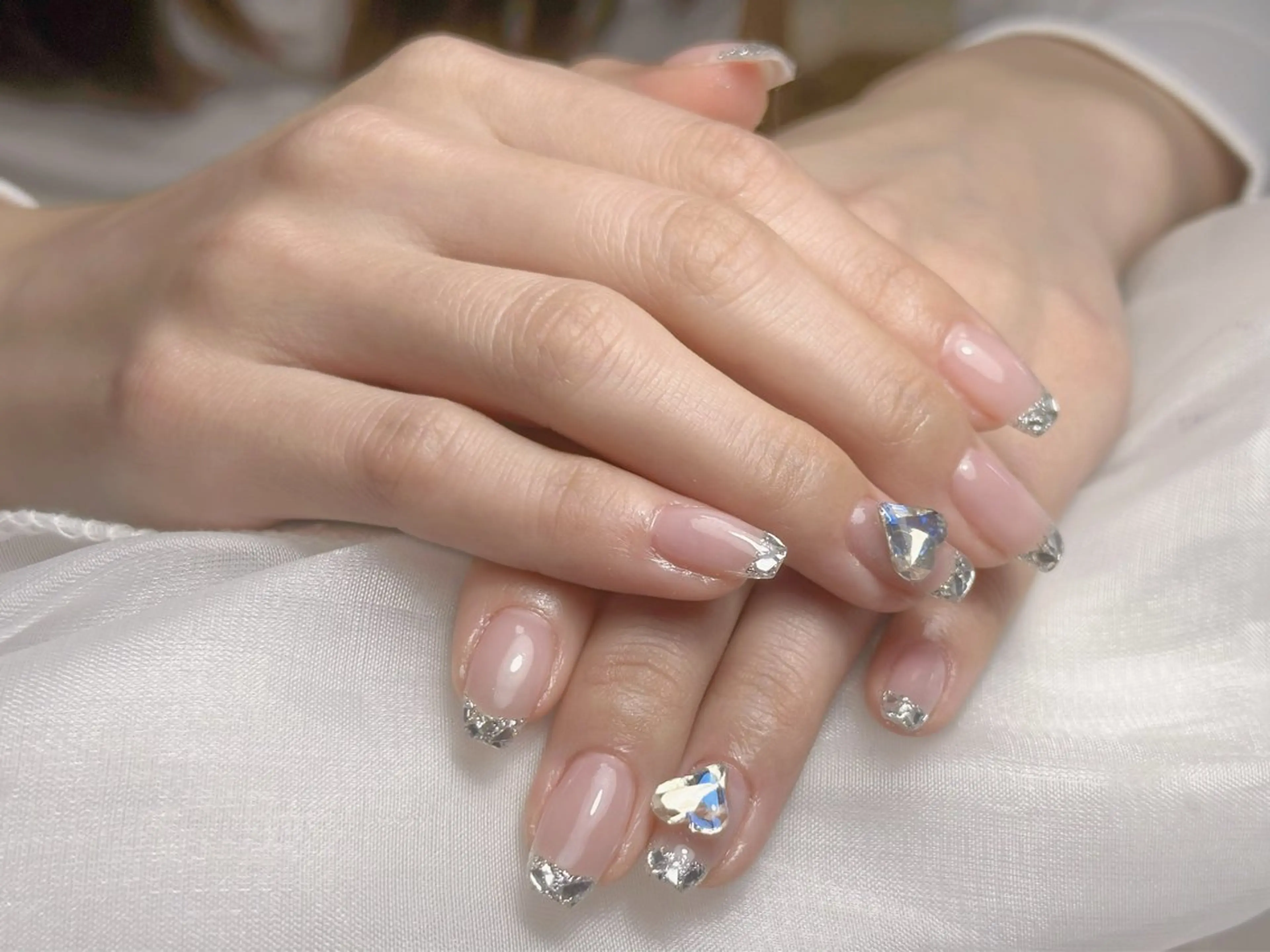 ガラスフレンチネイル 6600円の写真