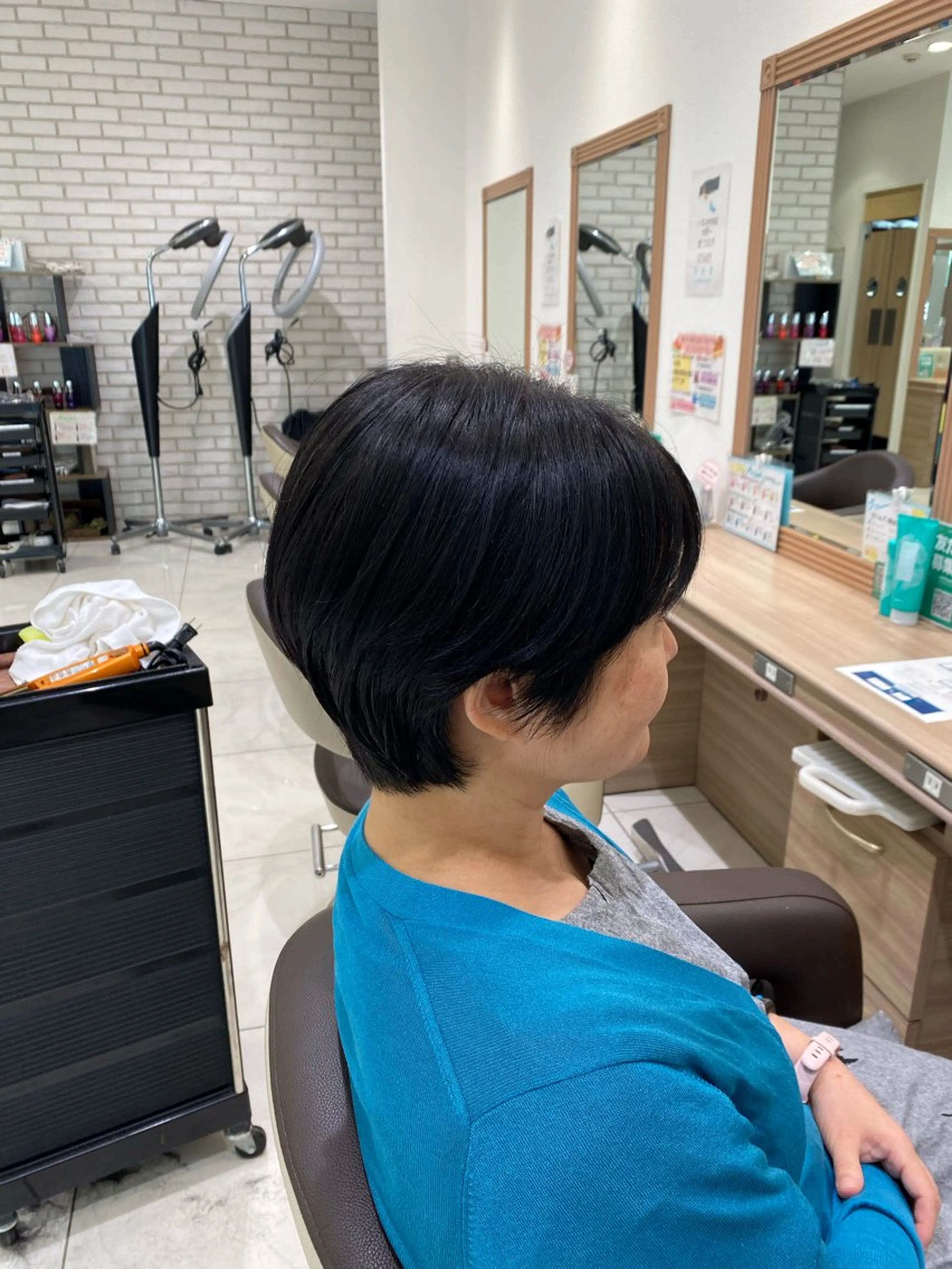 ショート ショートヘア 藤井 花梨のヘアスタイル