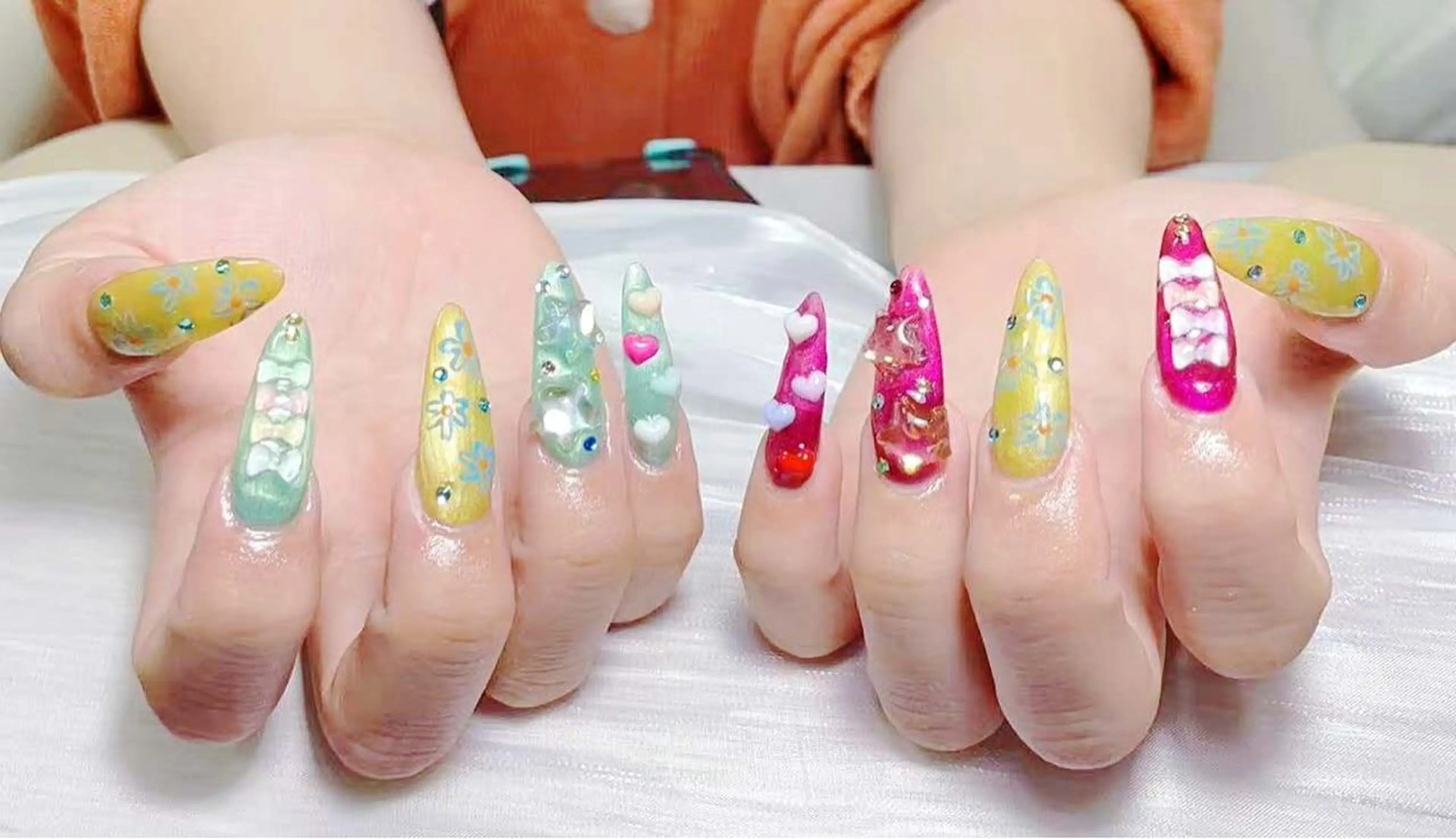 ネイル 小島 千尋のネイルデザイン