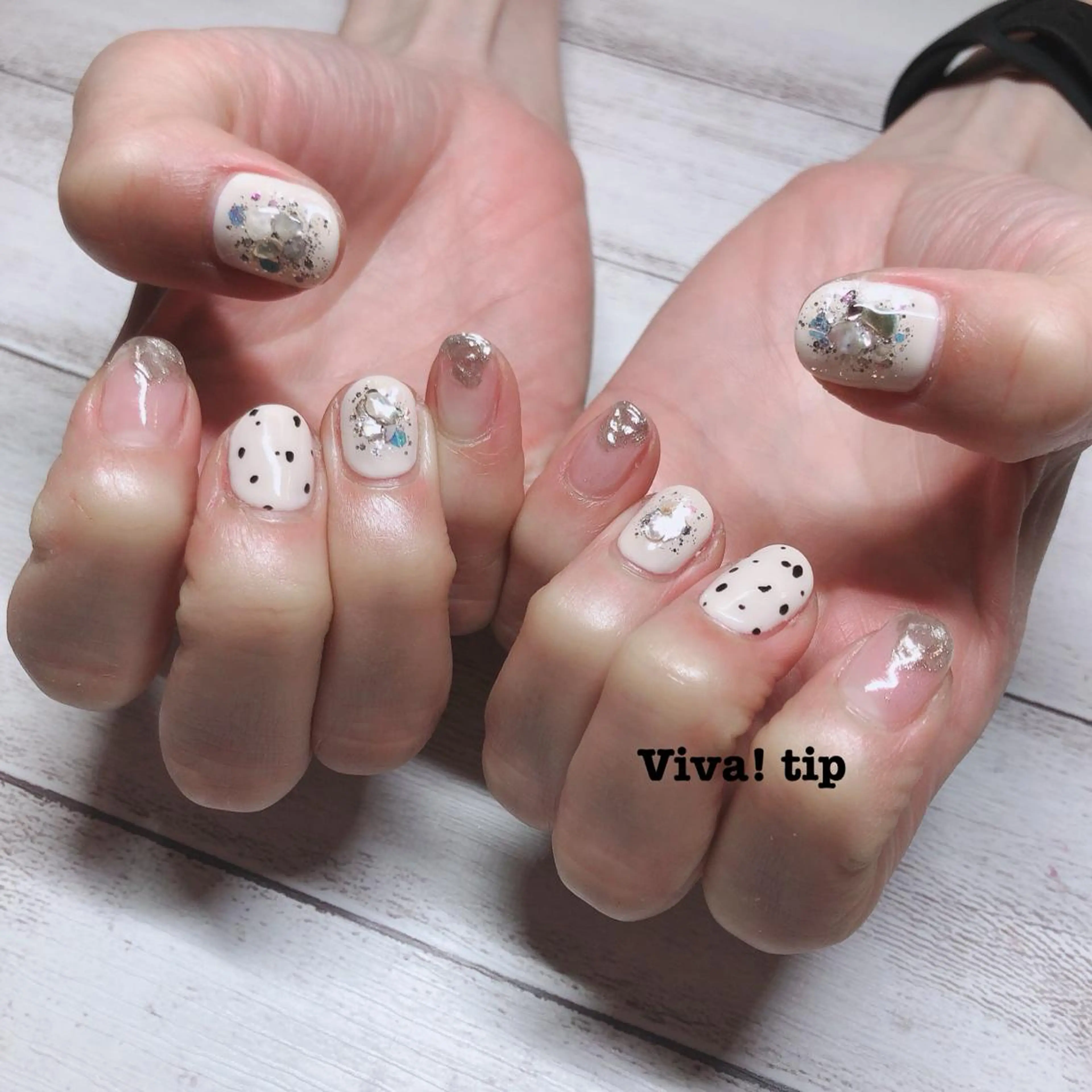 ネイル Viva!tip所属・Viva!tip ビバティップネイルのネイルデザイン