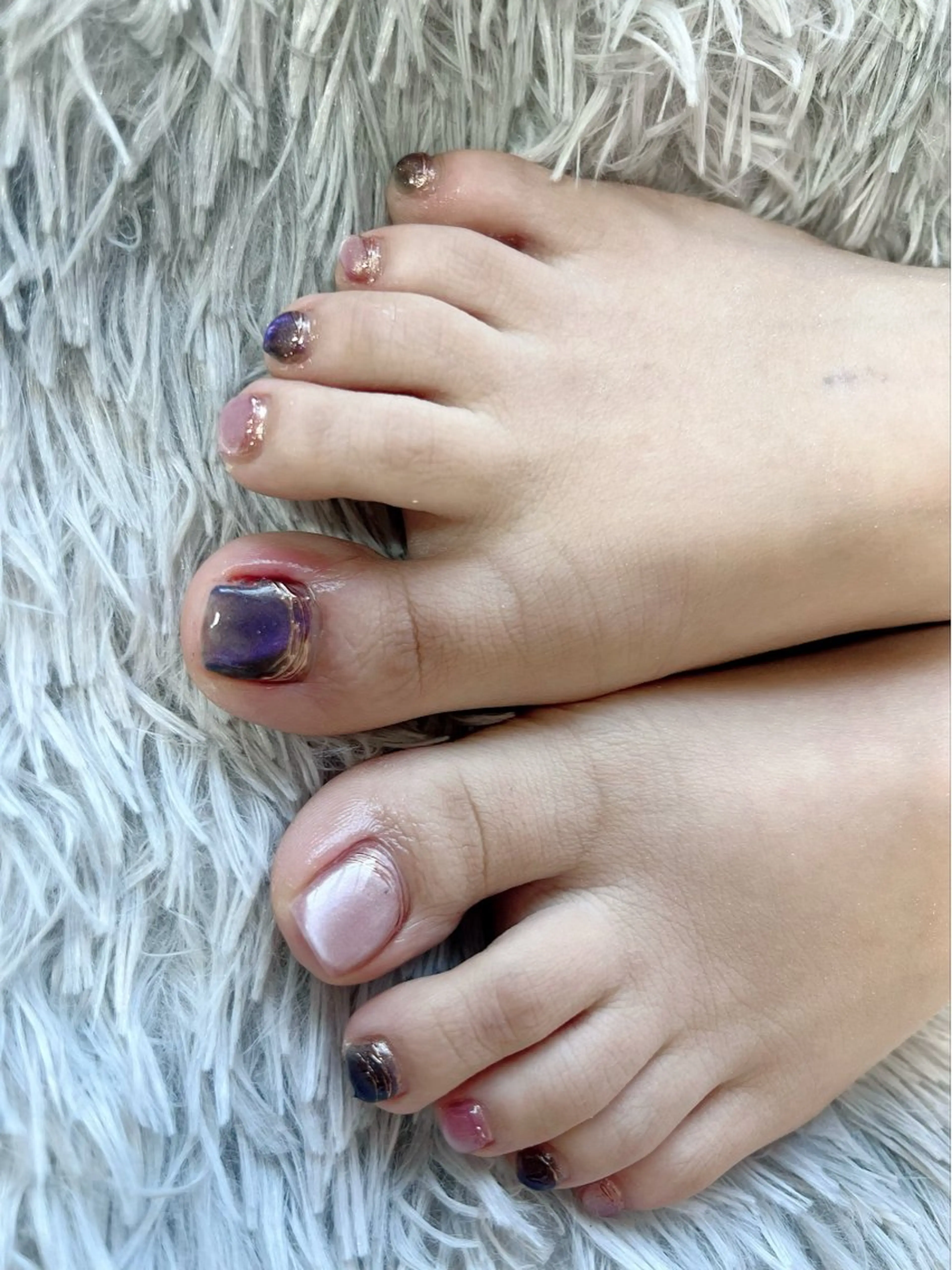 ネイル フットネイル マグネットネイル ピンク フットネイル シェヌネイル JURAのネイルデザイン