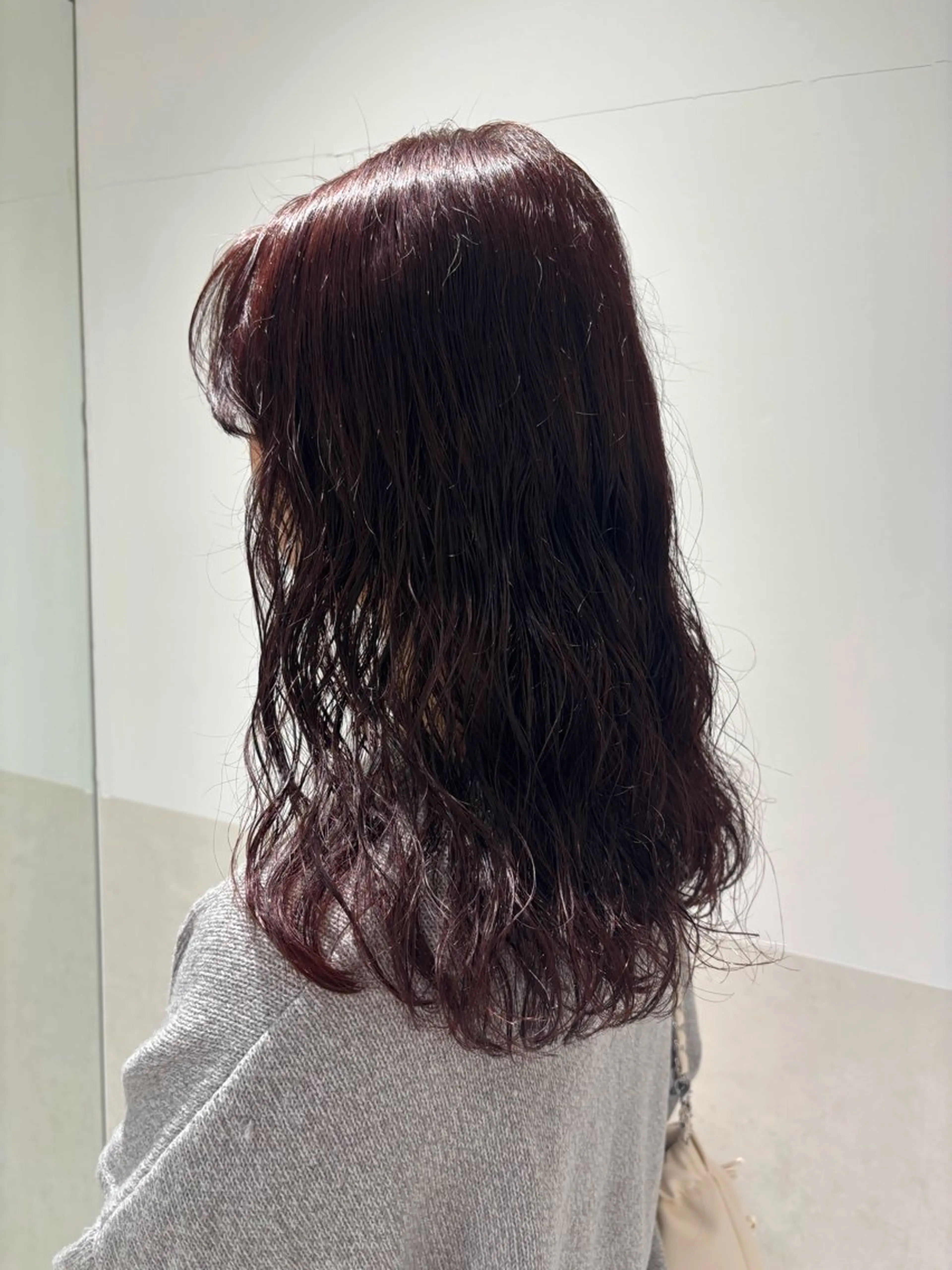 ミディアム カラー パーマ ヘアアレンジ ミディアムパーマ カット ヘアカラー パーマ トリートメント ヘッドスパ ヘアセット 押切 響　のヘアスタイル