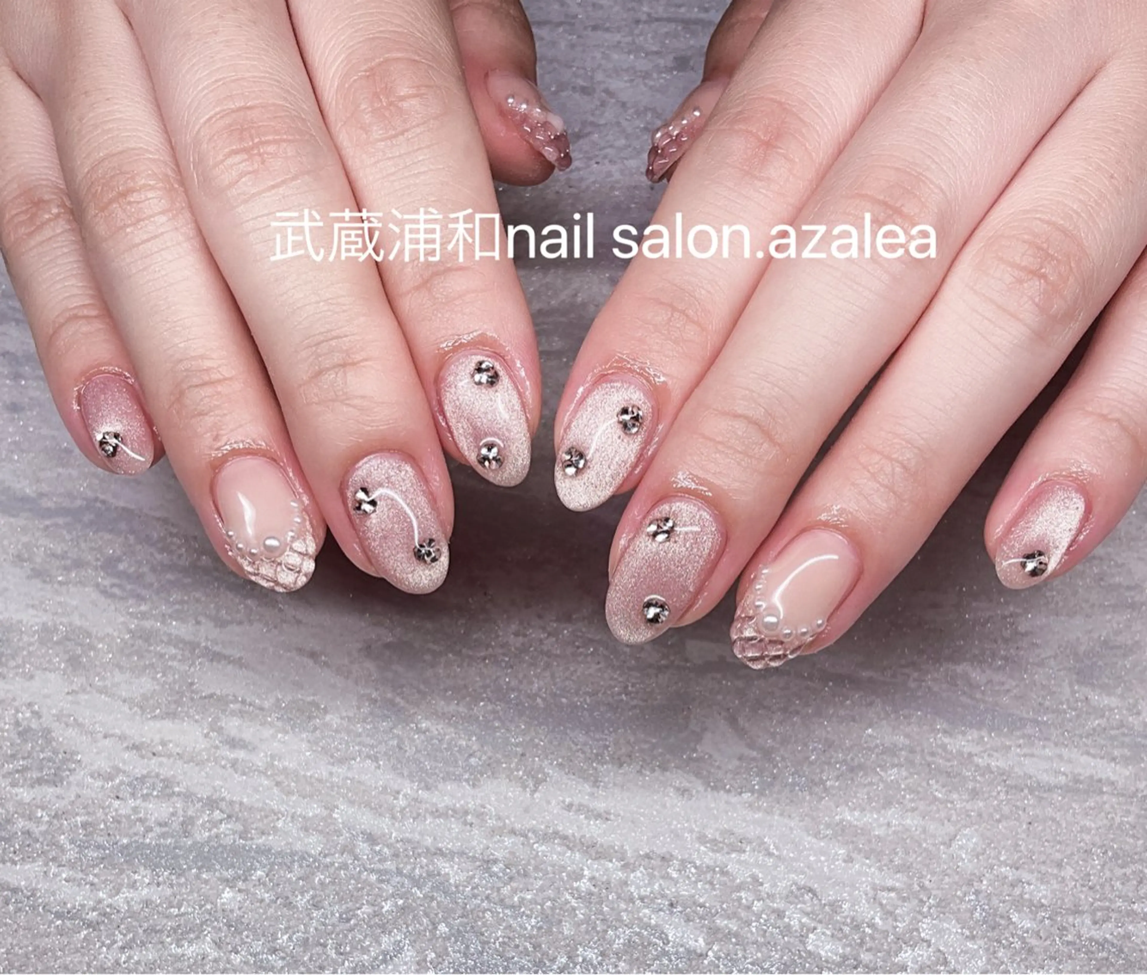 ネイル ハンドネイル R inのネイルデザイン