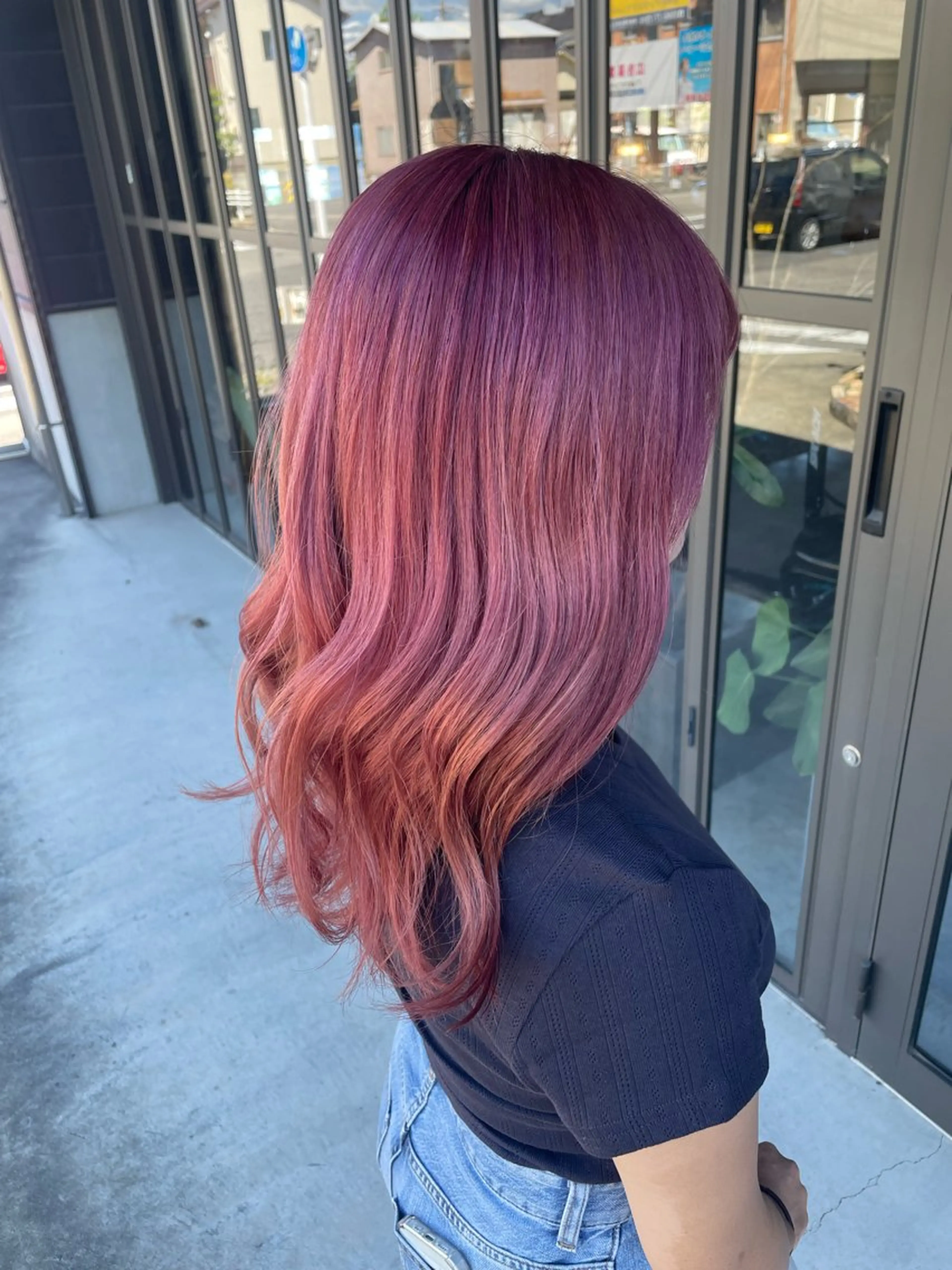 ロング ヘアカラー OGAWA NOAのヘアスタイル