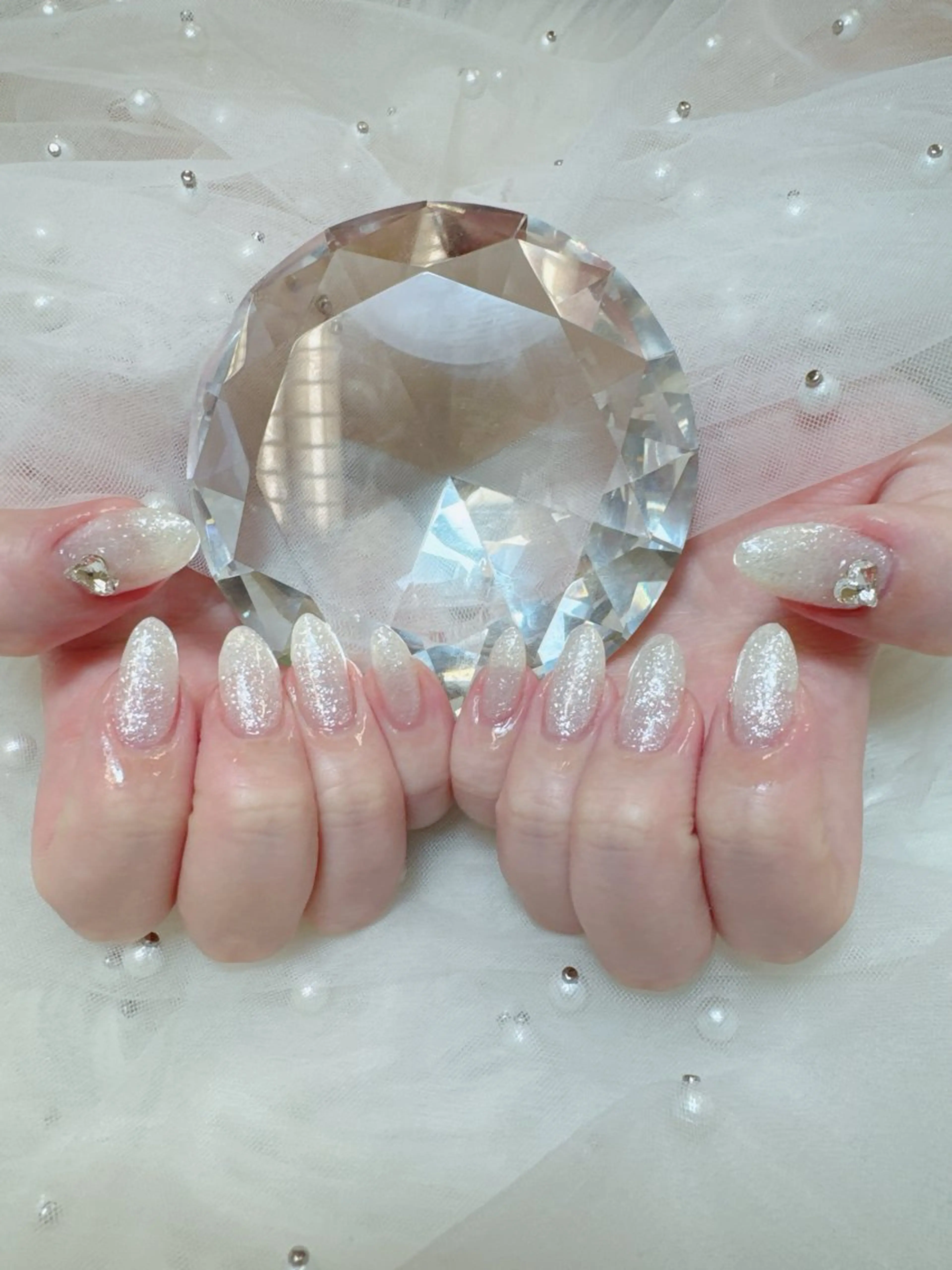 ネイル フレンチネイル ガラスフレンチ キラキラネイル マグネットネイル マグネットフレンチ ハンドネイル Queeens nailのネイルデザイン