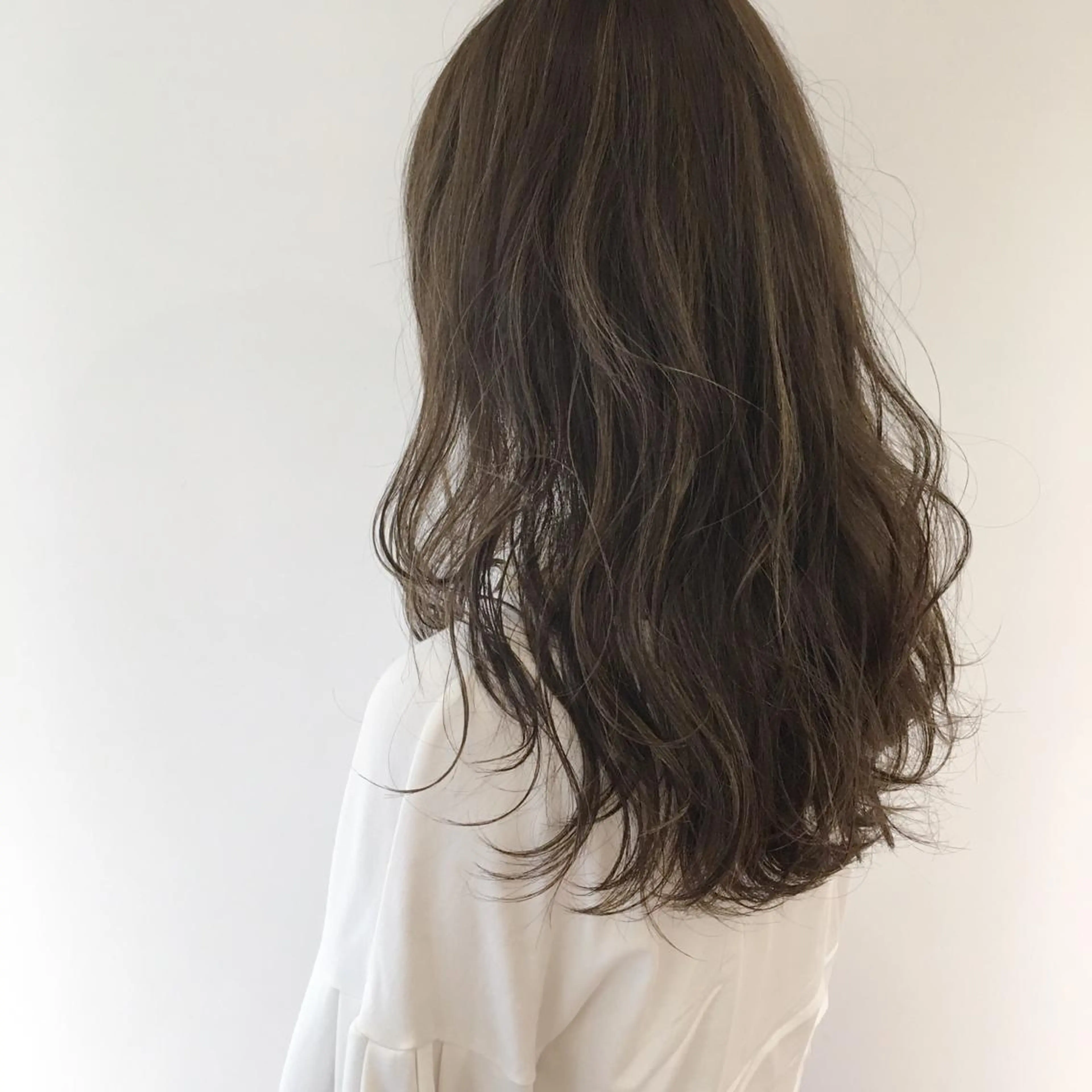 セミロング 外国人風カラー ハイライト ボブ/レイヤー 🌟梅田盛一🌟のヘアスタイル