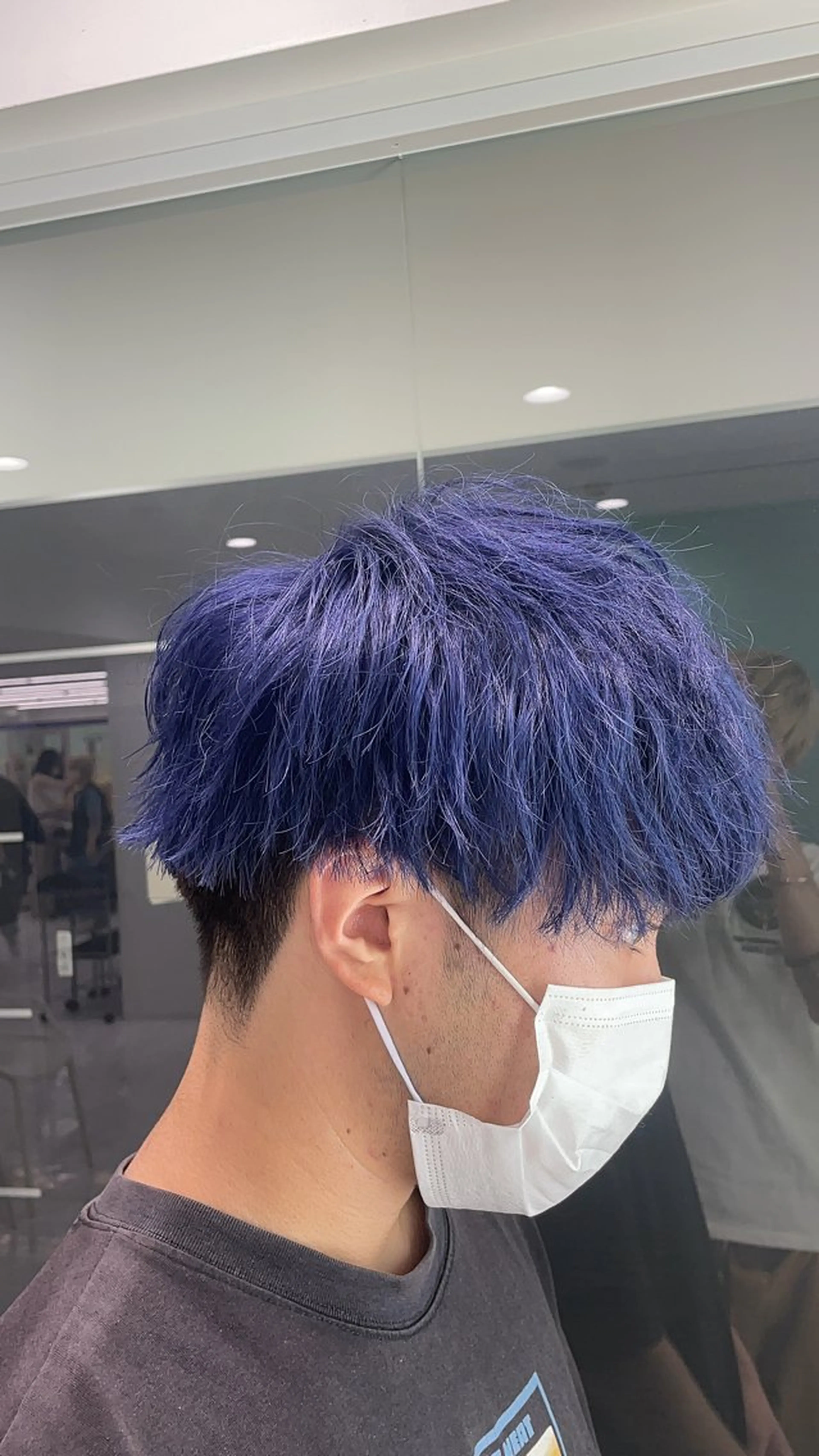 ショート カラー ヘアアレンジ メンズ メンズハイトーン ハイトーンカラー カット ヘアカラー トリートメント ヘアセット 顔まわりカット の達人のヘアスタイル