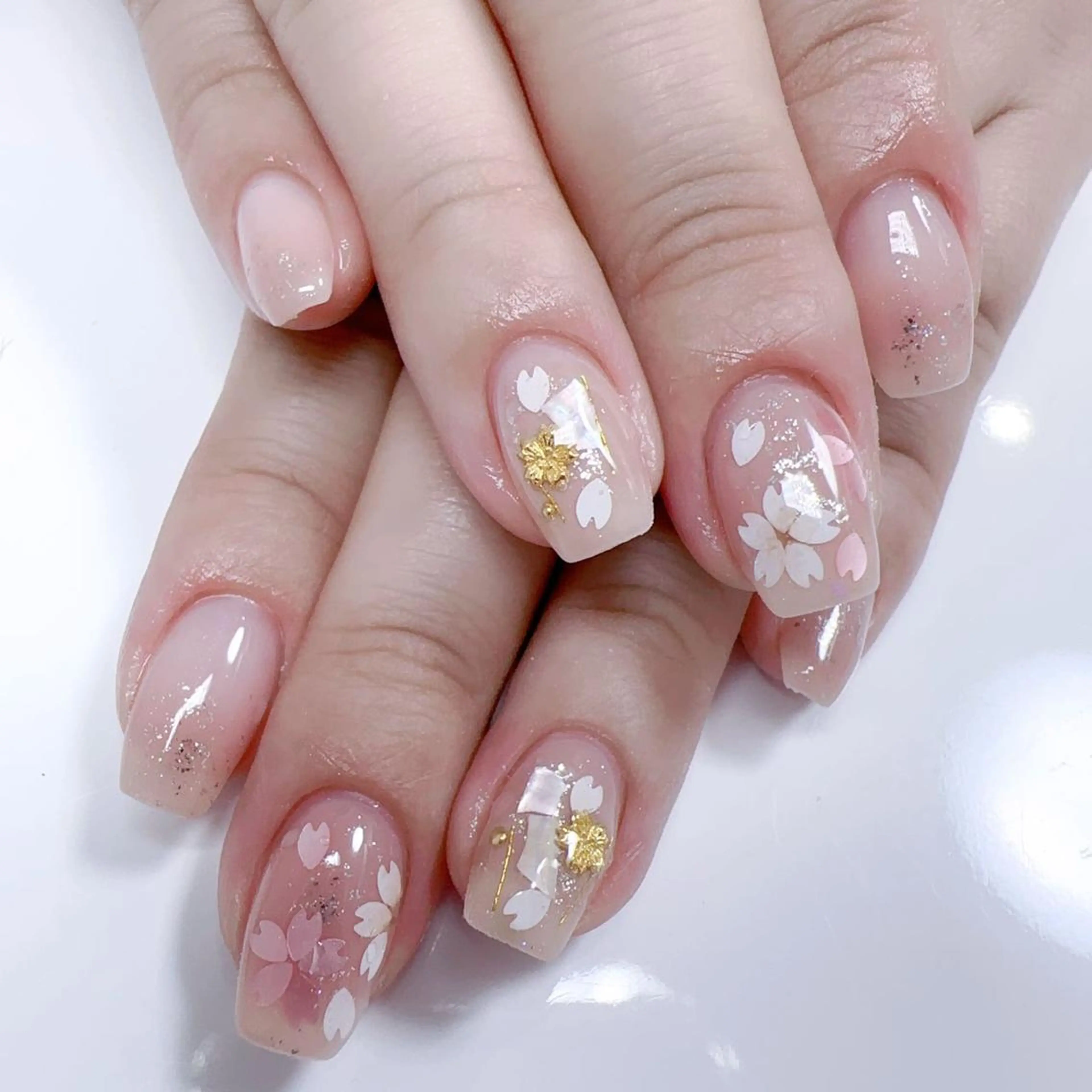 ネイル JOJOネイル所属・JOJO ネイルのネイルデザイン