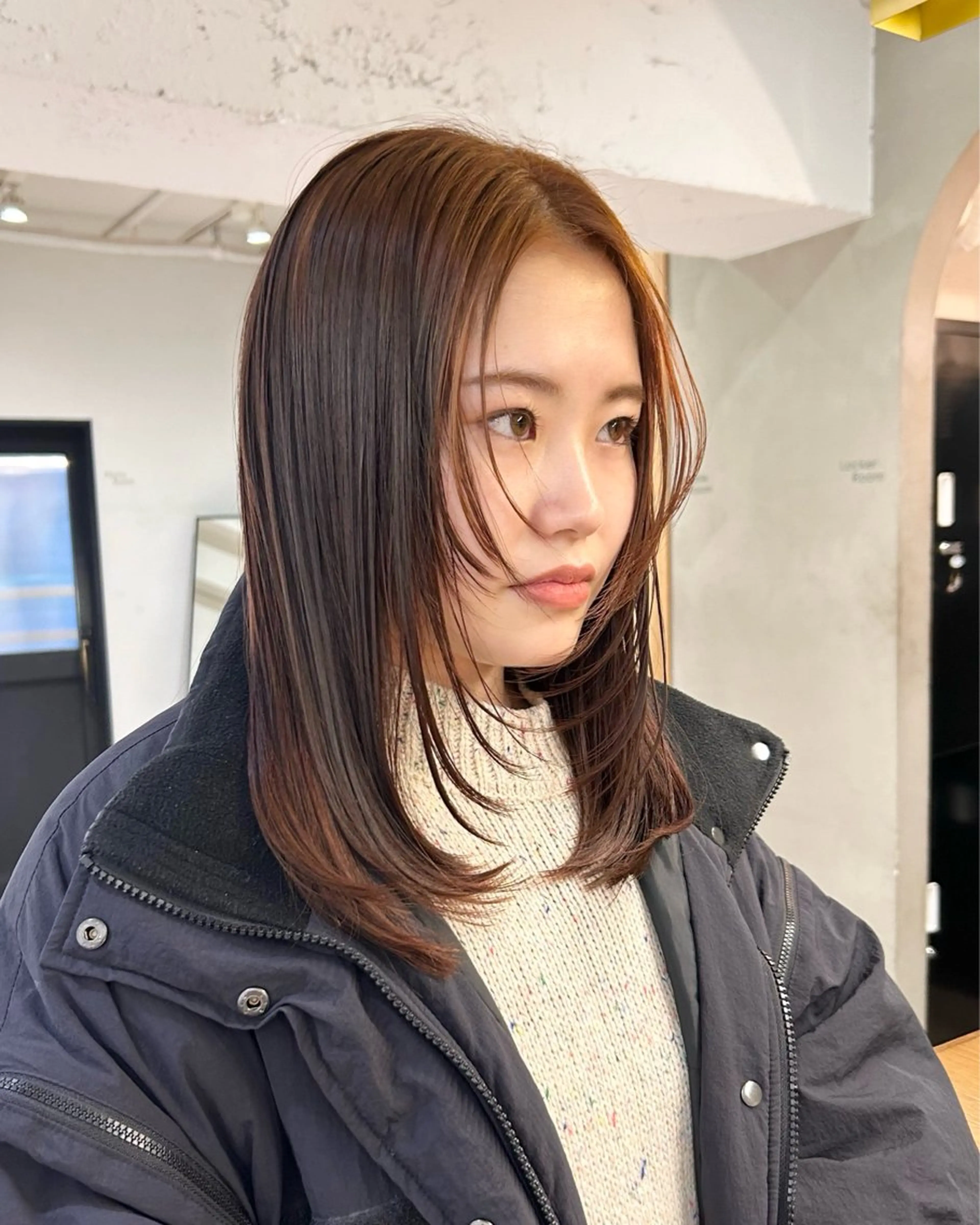 セミロング カラー ブリーチ ブラウンカラー ダブルカラー ブリーチなしカラー オレンジ 縮毛矯正 レイヤーカット/栄/ 顔周り/キトウモエノのヘアスタイル