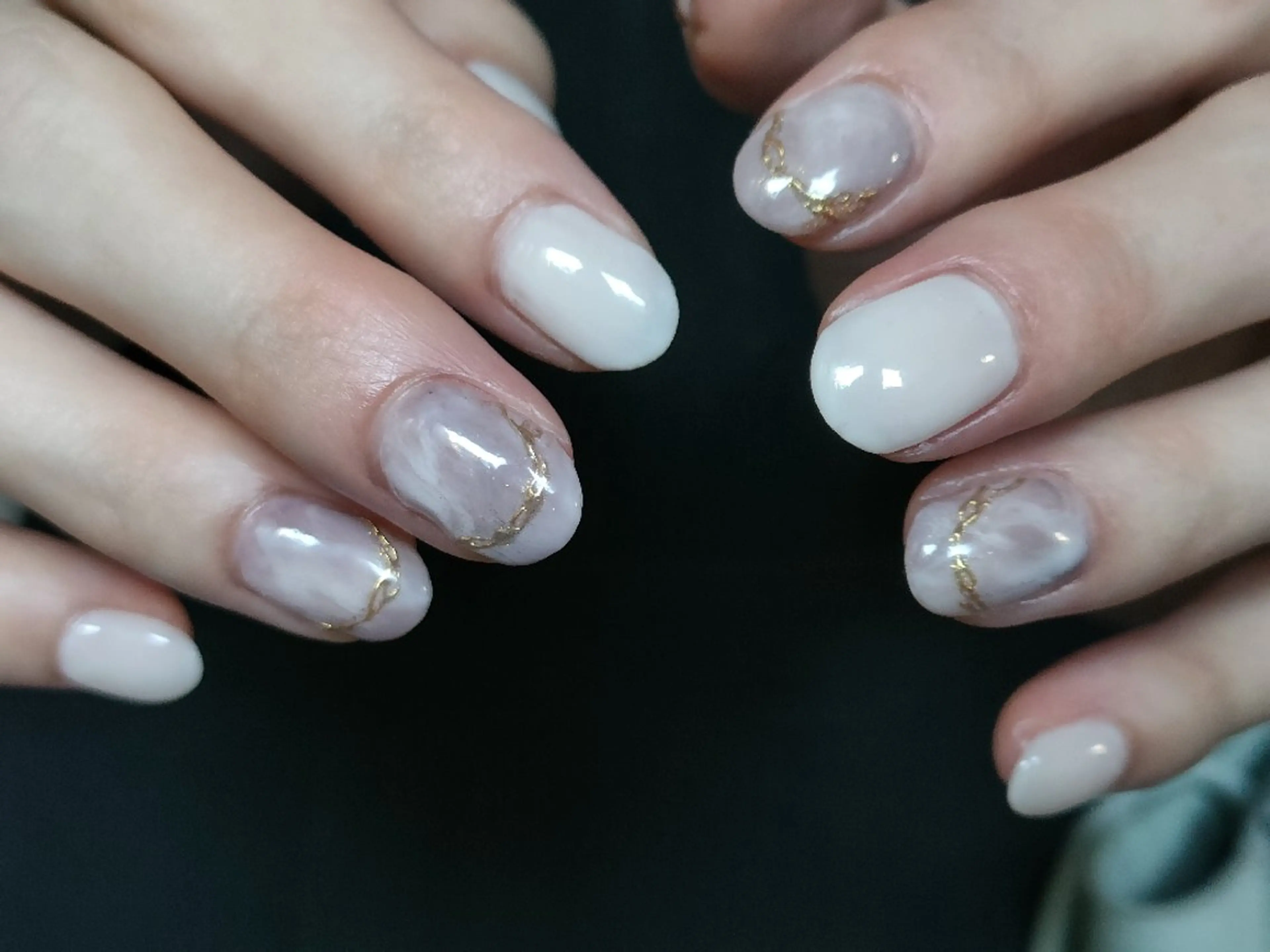 ネイル アートネイル 大理石ネイル(マーブル) ミラーネイル oir. nailsalonのネイルデザイン