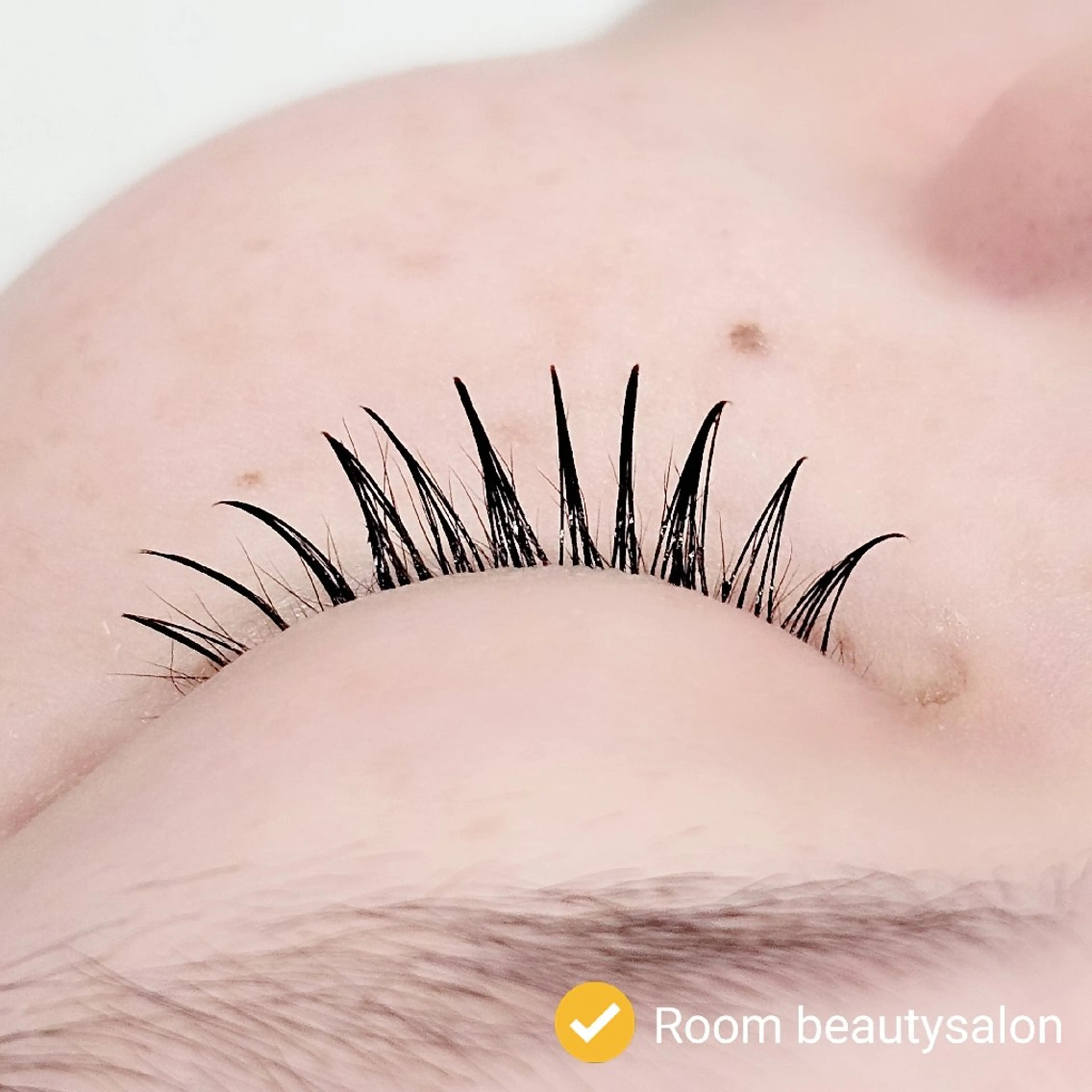 マツエク・マツパ マツエク Room beautysalon所属・Room   〔 YUI 〕のマツエク・マツパデザイン