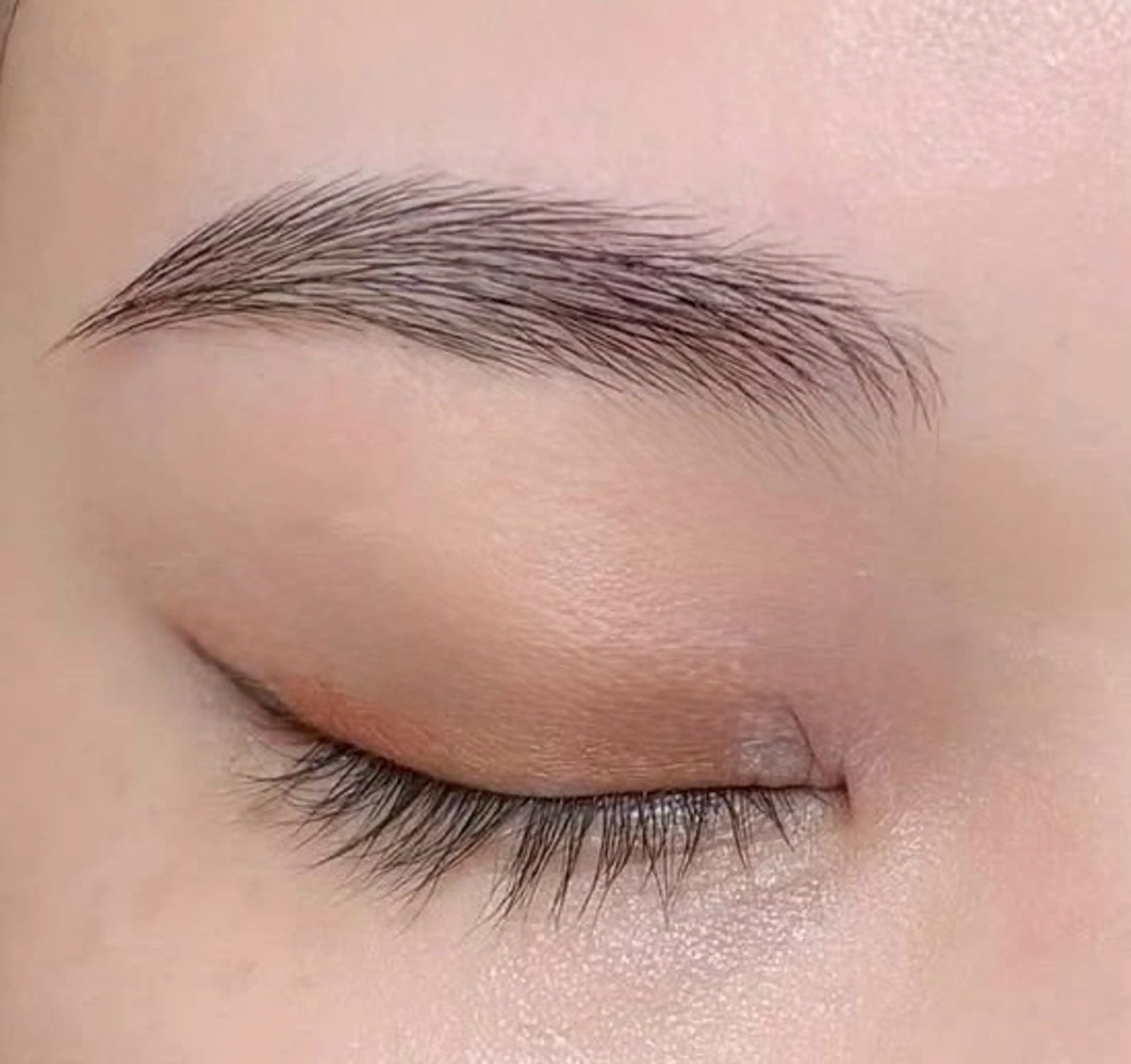 アイブロウ L.eyelash&Beauty所属・エル アイラッシュのマツエク・マツパデザイン