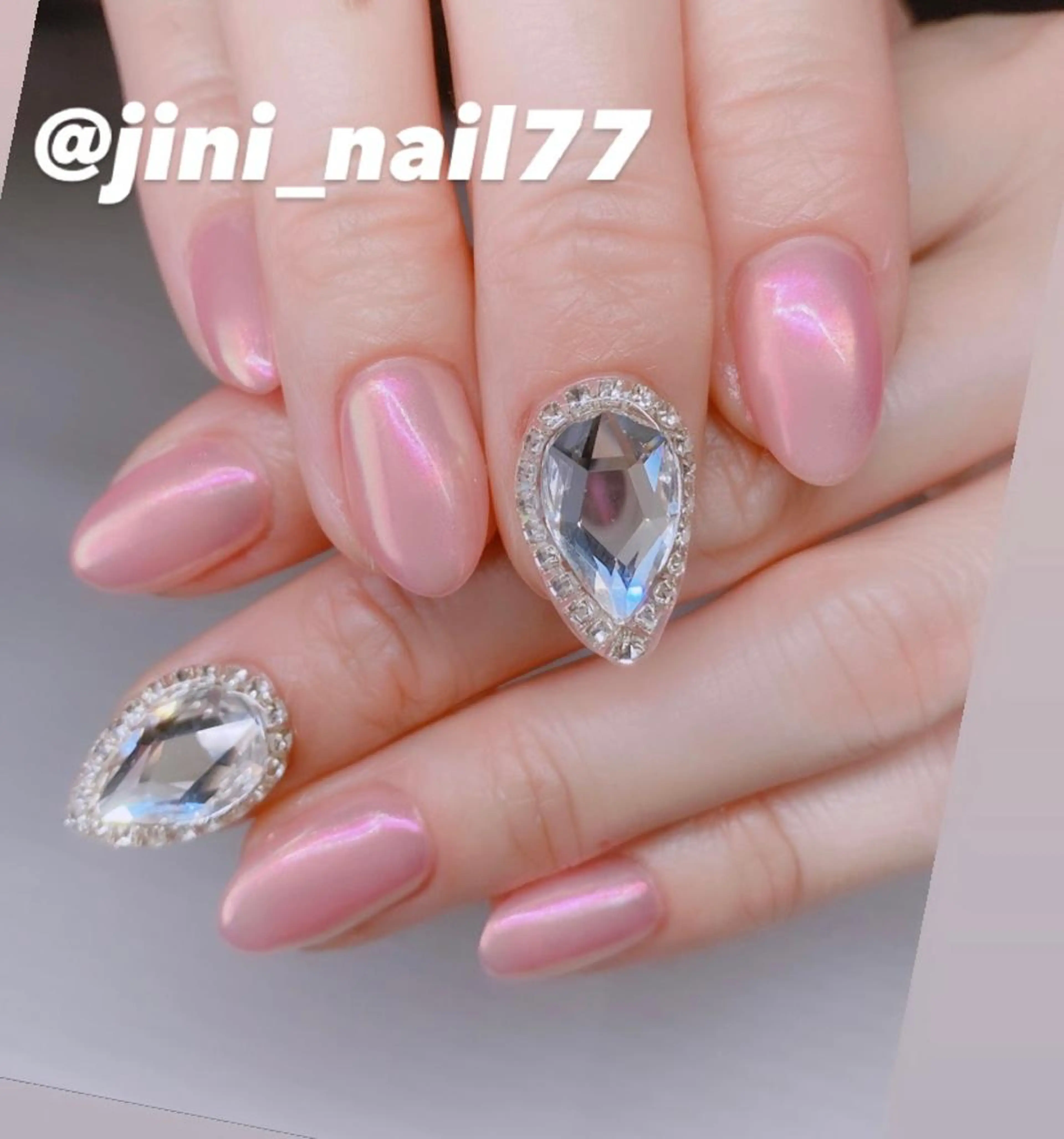 ネイル ハンドネイル JINI NAIL所属・ジニ ネイルのネイルデザイン