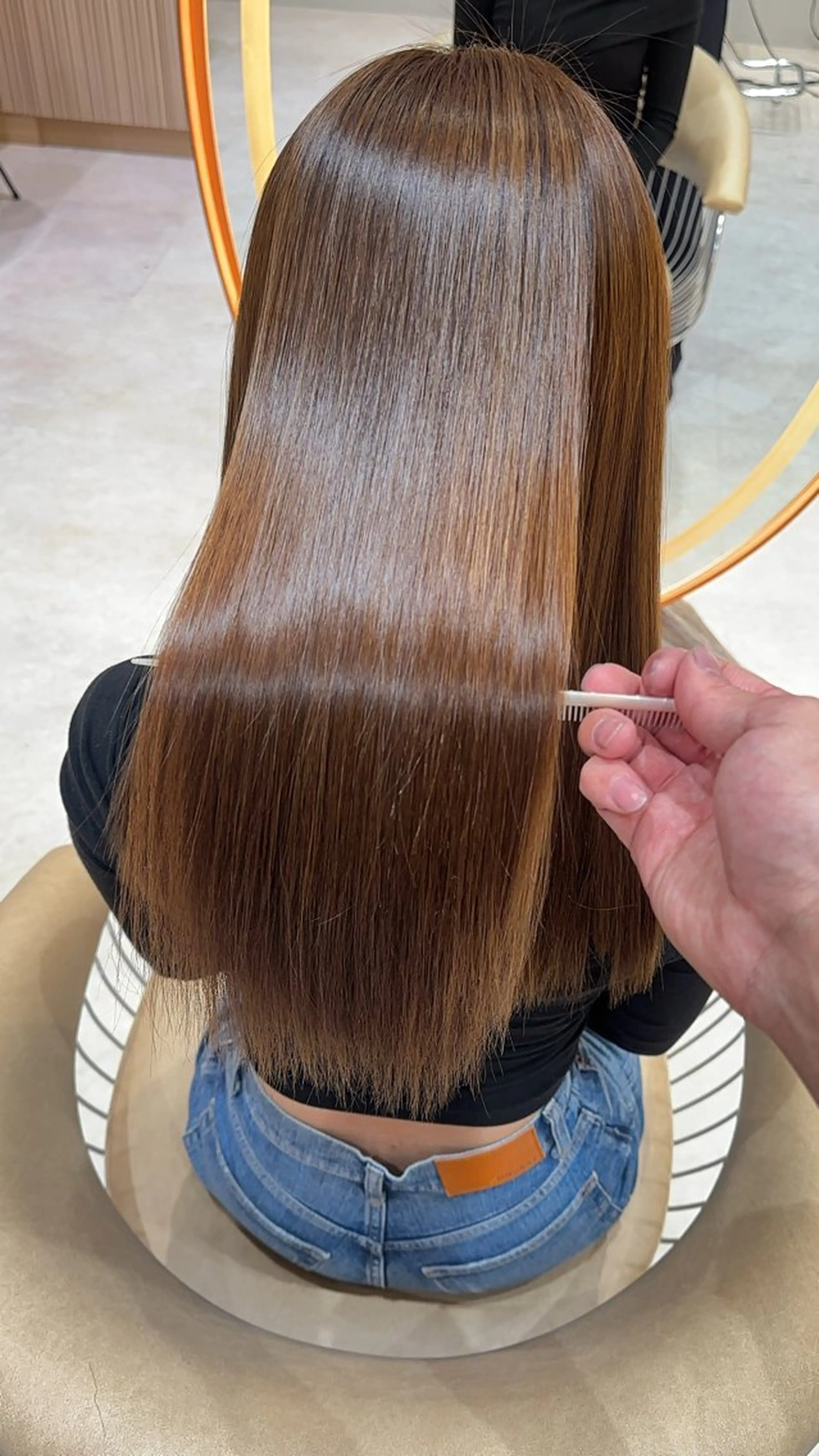 セミロング カラー カット ヘアカラー 縮毛矯正 レイヤー❣️縮毛矯正 川村利幸のヘアスタイル