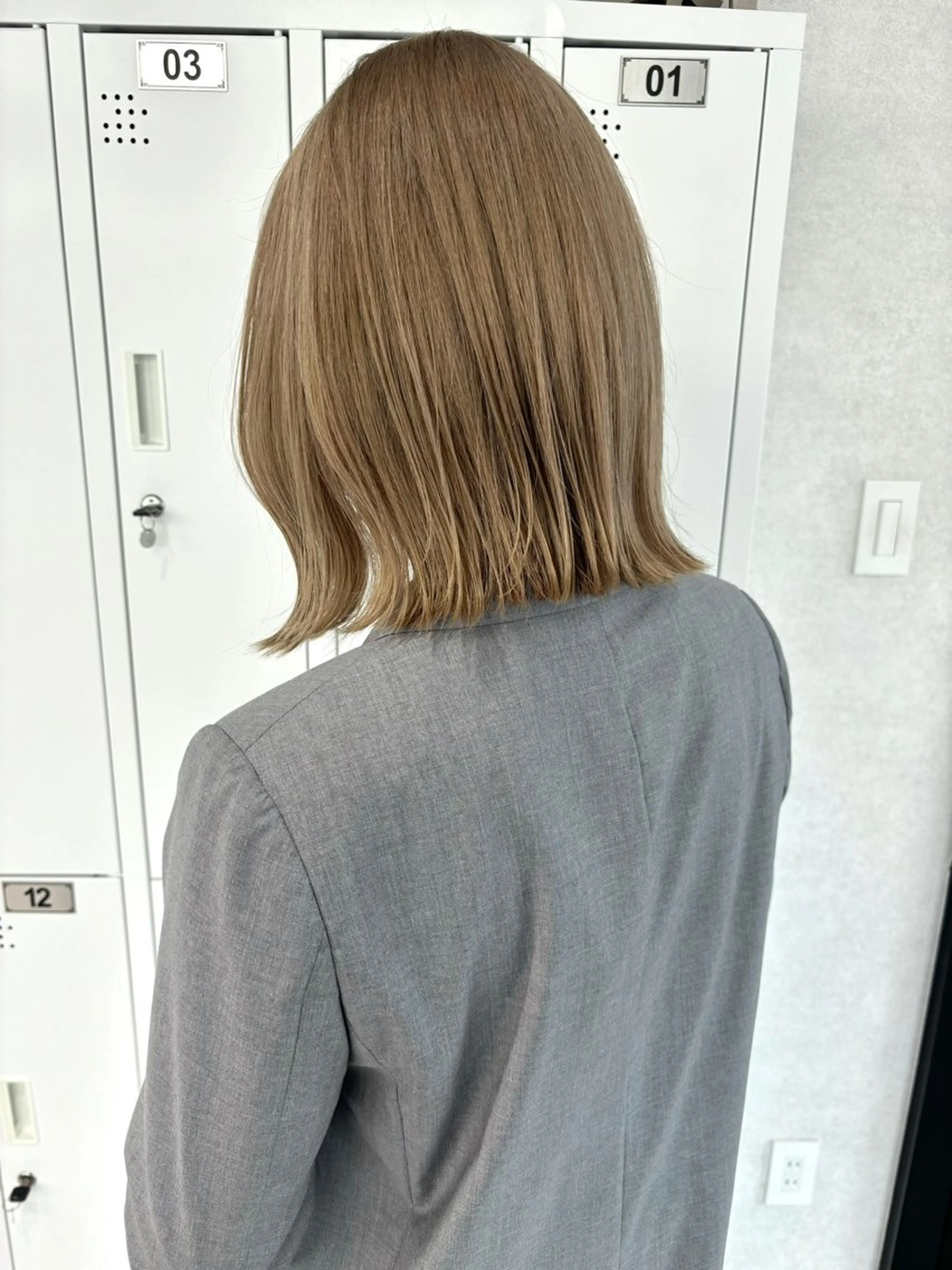 ショート カラー レイヤー/透明感 カラー💘akariのヘアスタイル