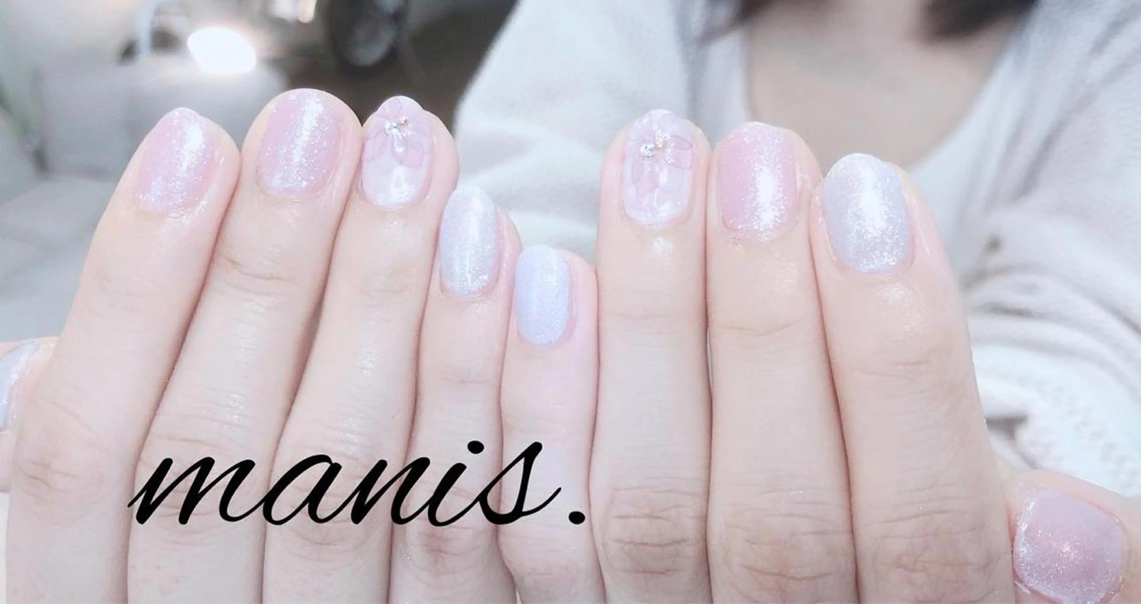 ネイル manis .のネイルデザイン