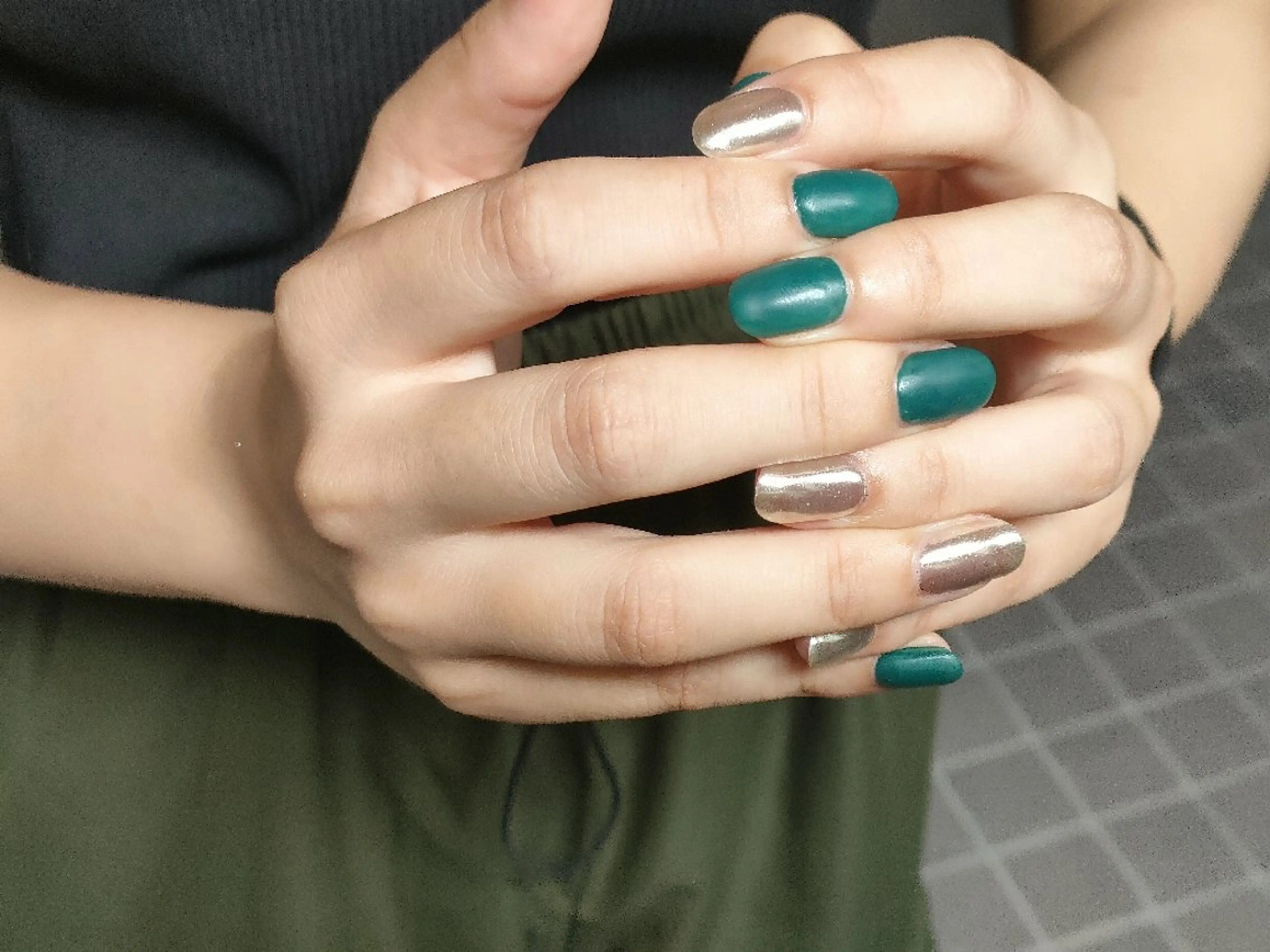 ネイル マットネイル ミラーネイル ワンカラーネイル oir. nailsalonのネイルデザイン