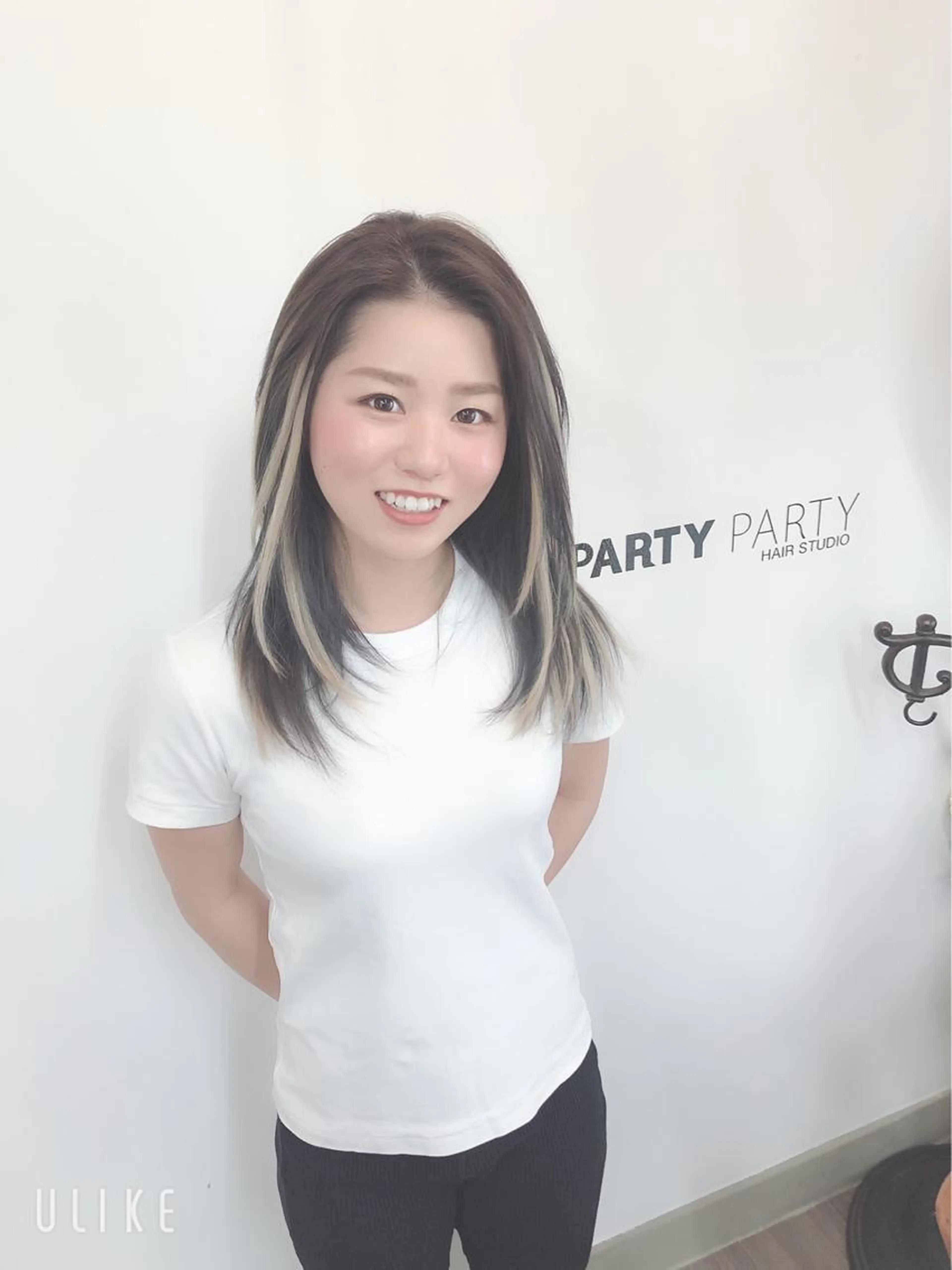 要問い合わせ✨プルエクステ✨超厳選プラチナ42cm(胸下)60本 24000​〜​👉14400​〜​の写真