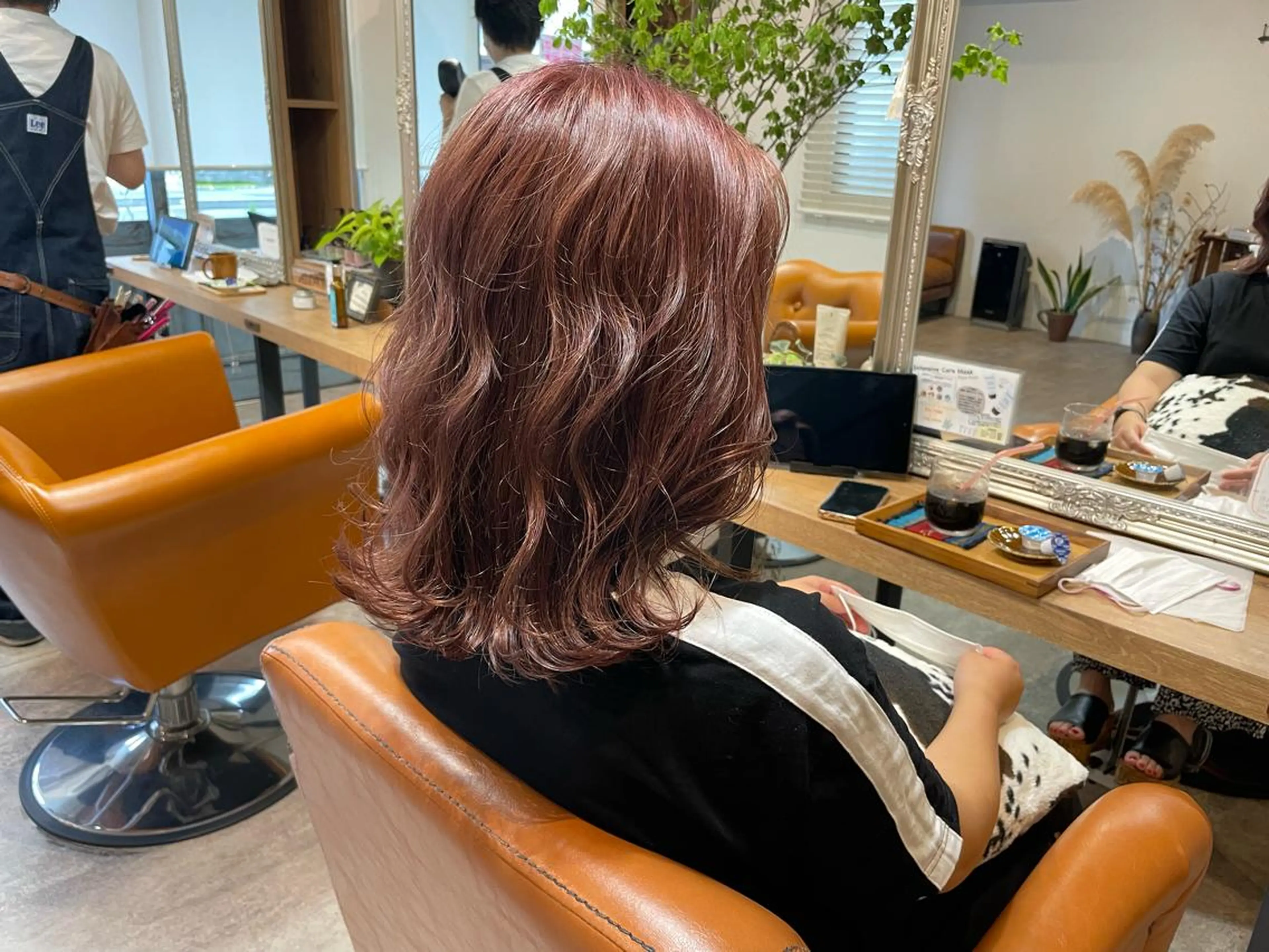 ミディアム ヘアカラー HARE 川崎晴佳のヘアスタイル