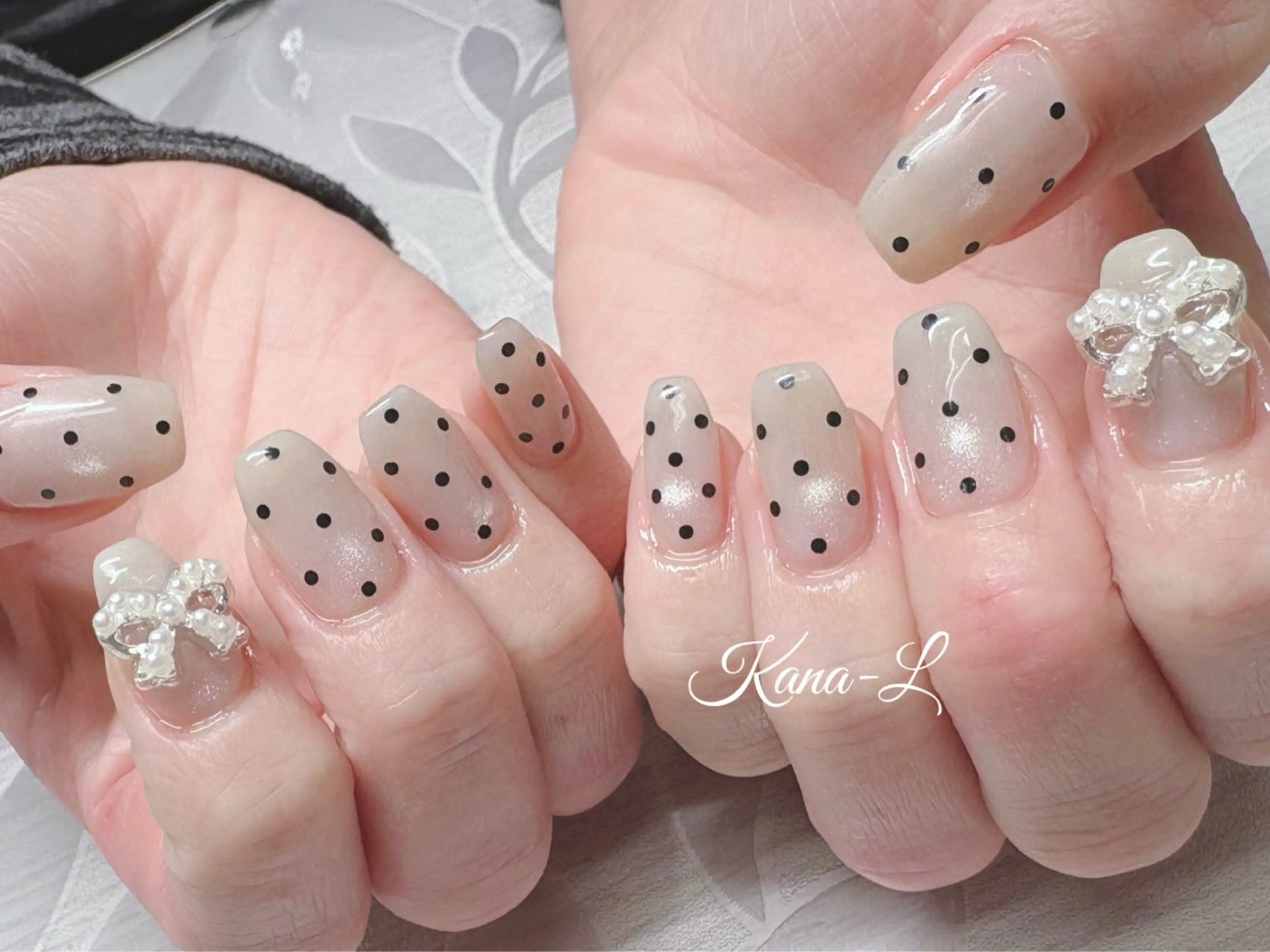 ネイル 芦辺 香奈のネイルデザイン