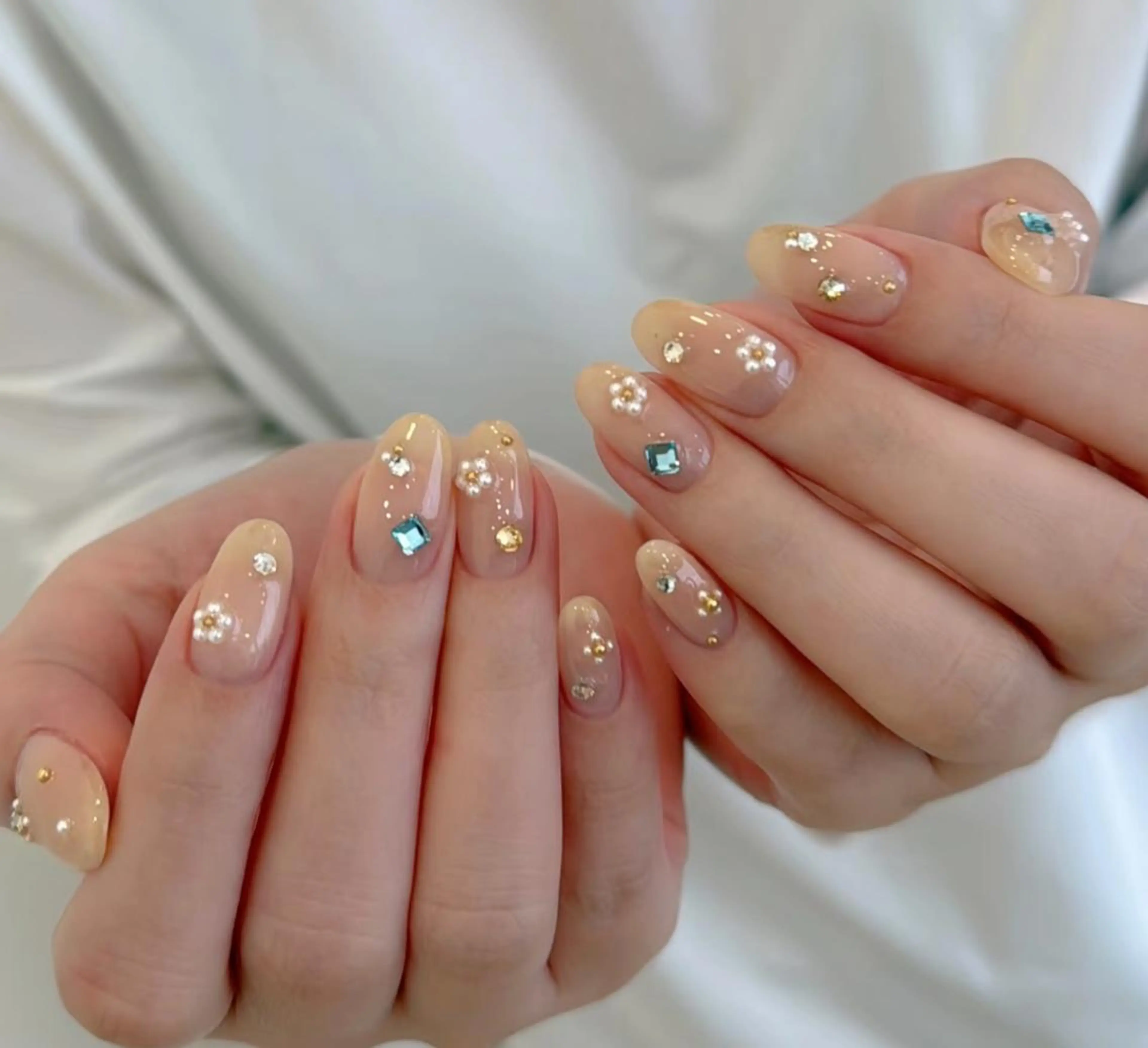 ネイル ハンドネイル 🎀 UU_nailのネイルデザイン