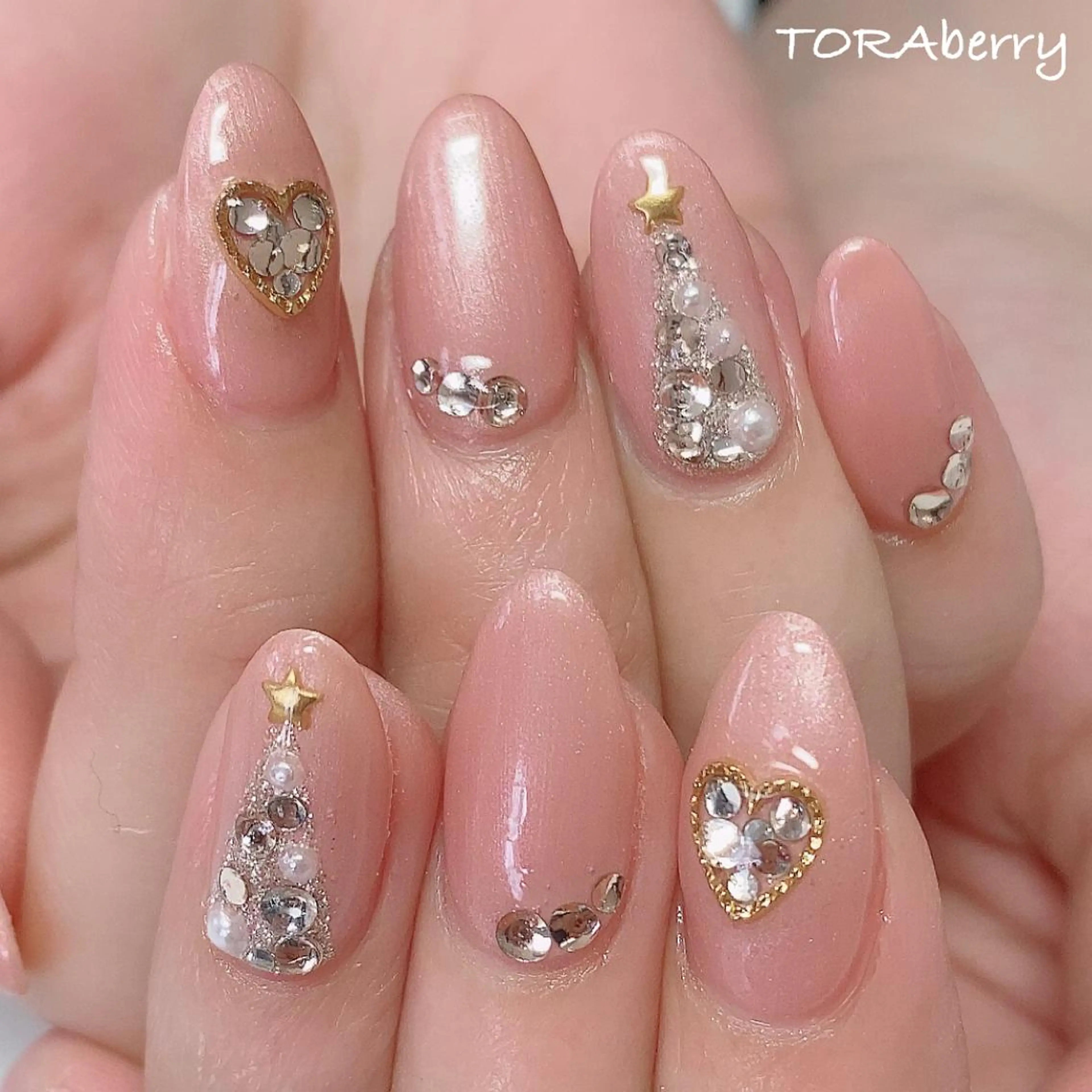 ネイル 冬ネイル クリスマス ハンドネイル ネイリスト なつみのネイルデザイン