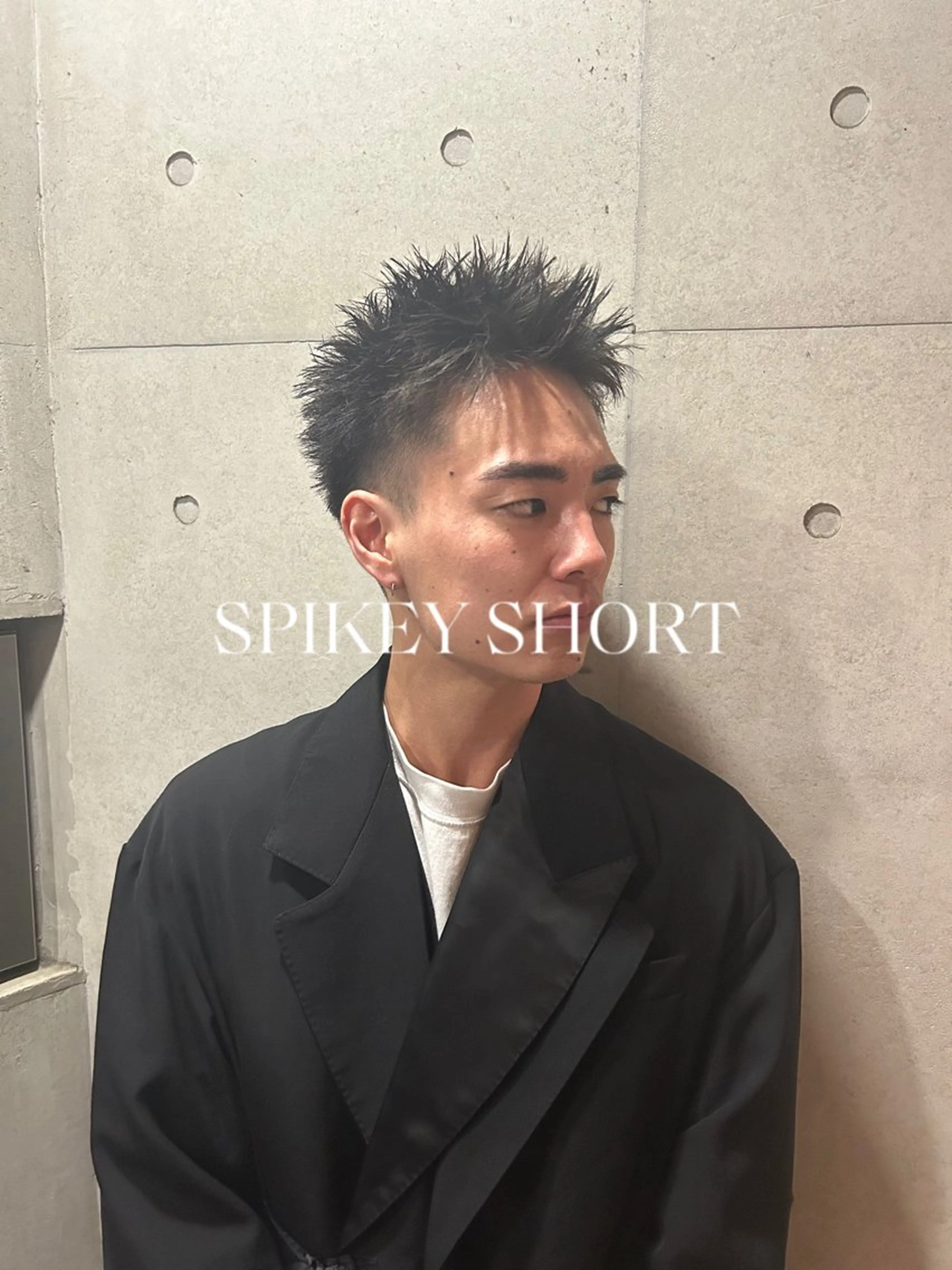 ショート メンズ メンズブリーチ メンズハイライト メンズインナーカラー メンズパーマ プードルパーマ カット charme所属・💈メンズカット ✂︎伊藤大輝💈のヘアスタイル