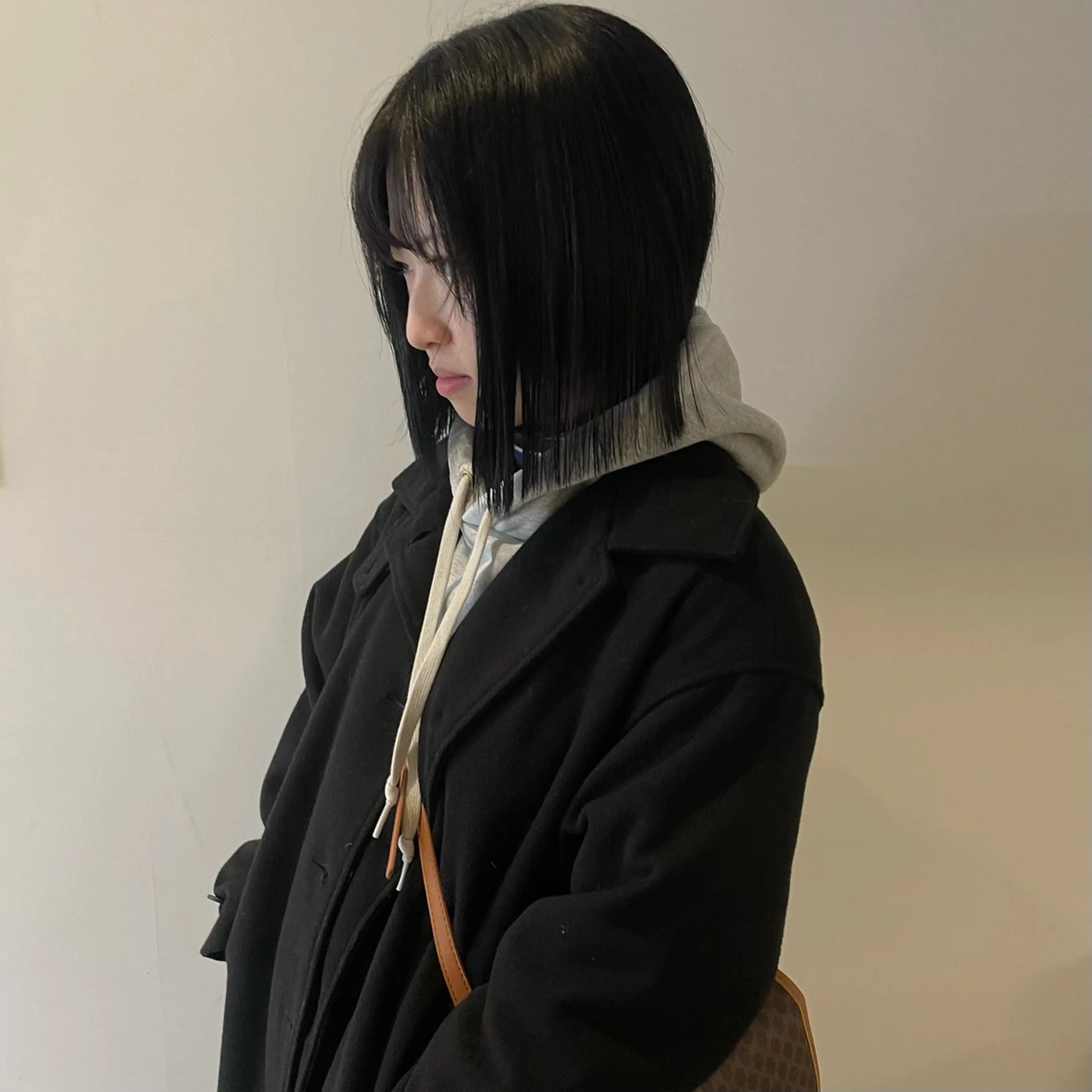 ショート カラー ブリーチ ケアブリーチ 透明感カラー ダブルカラー ブリーチなしカラー ヘアカラー トリートメント nonoka オリーブ/グレージュのヘアスタイル