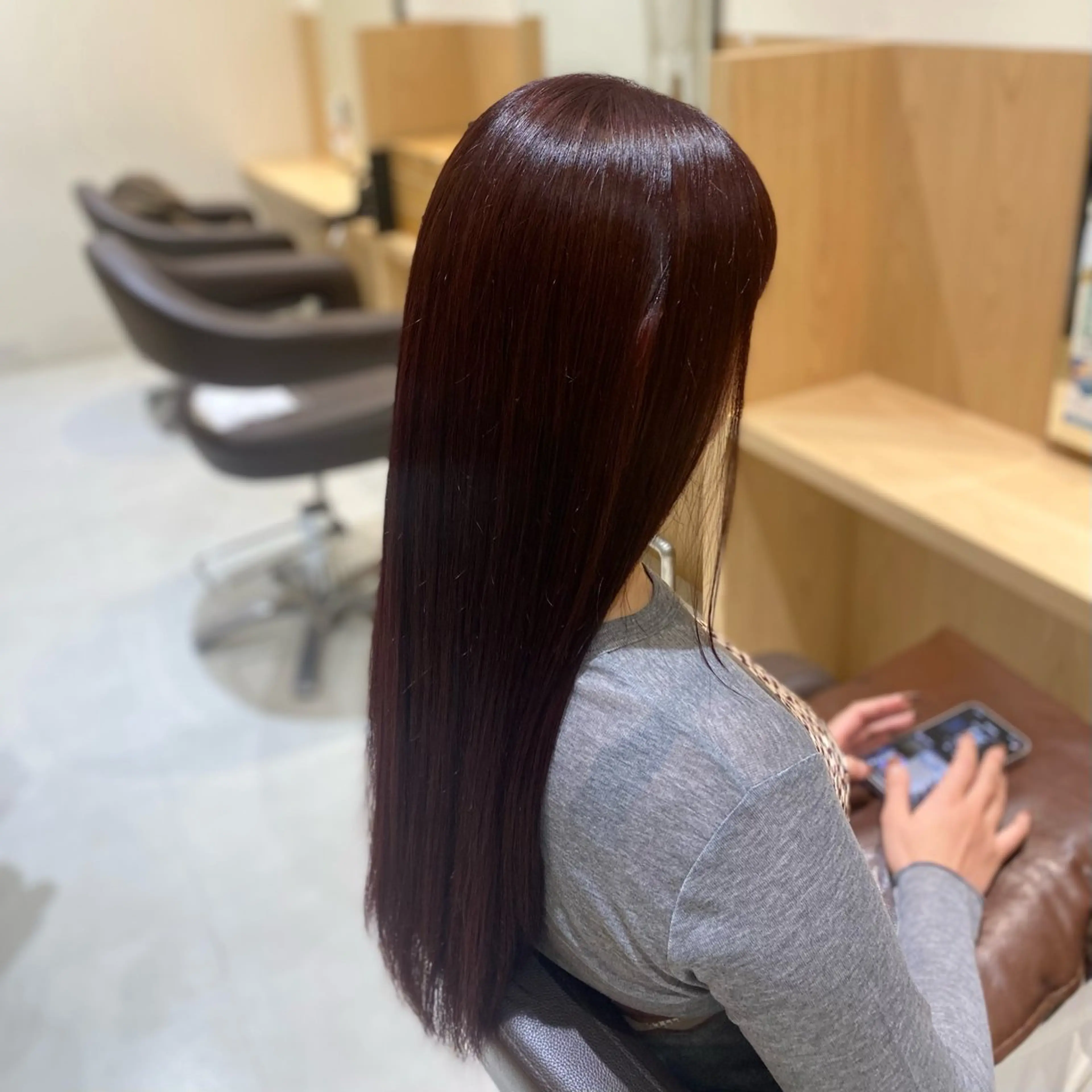 ロング カラー ブラウンカラー レッドカラー レッドブラウン UNIXイオンモール川口前川店所属・UNIX manakaのヘアスタイル