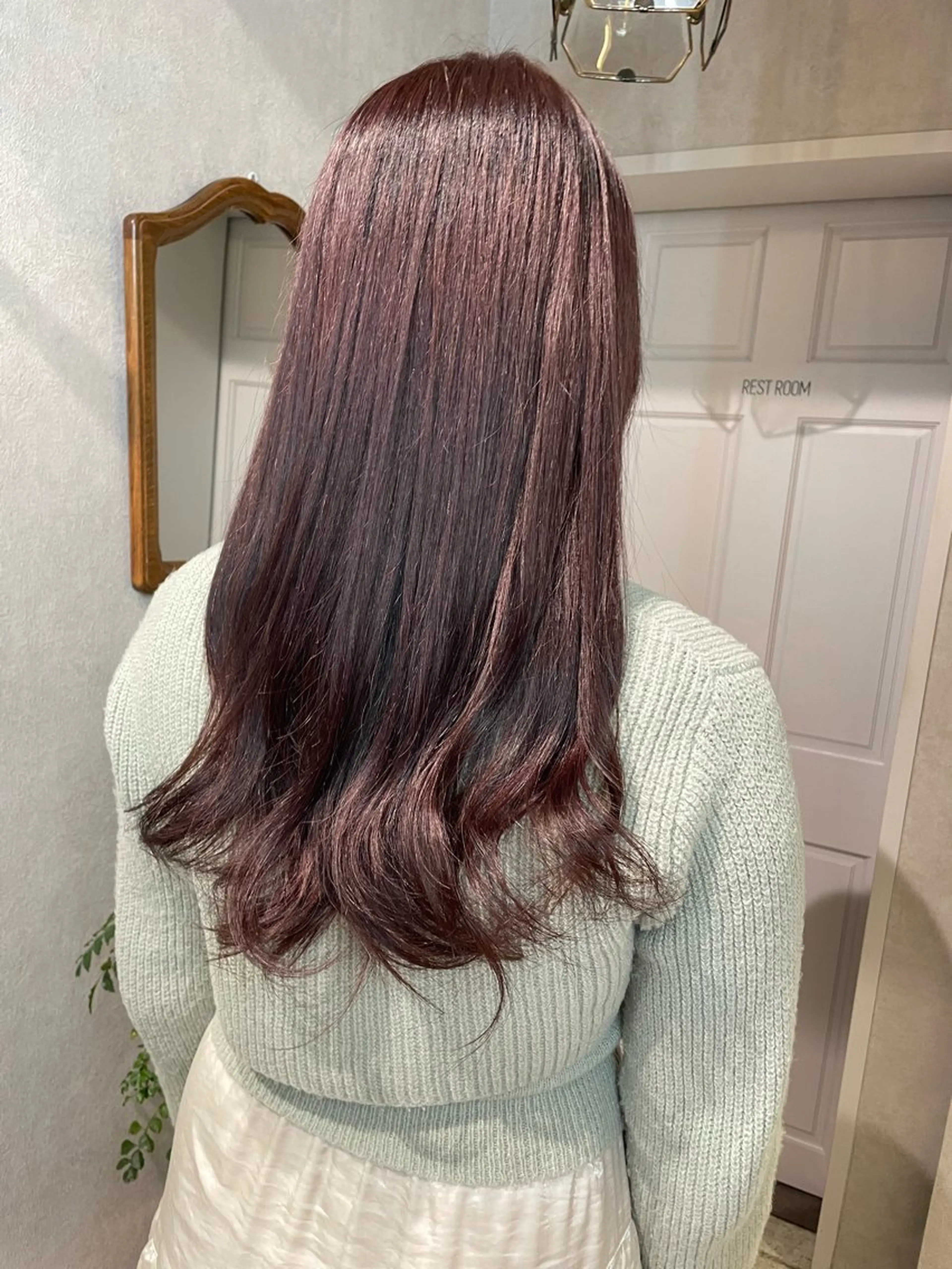 ロング カラー ブラウンカラー ピンクカラー ヘアカラー ナチュラル透明感🌱 小山美樹子のヘアスタイル