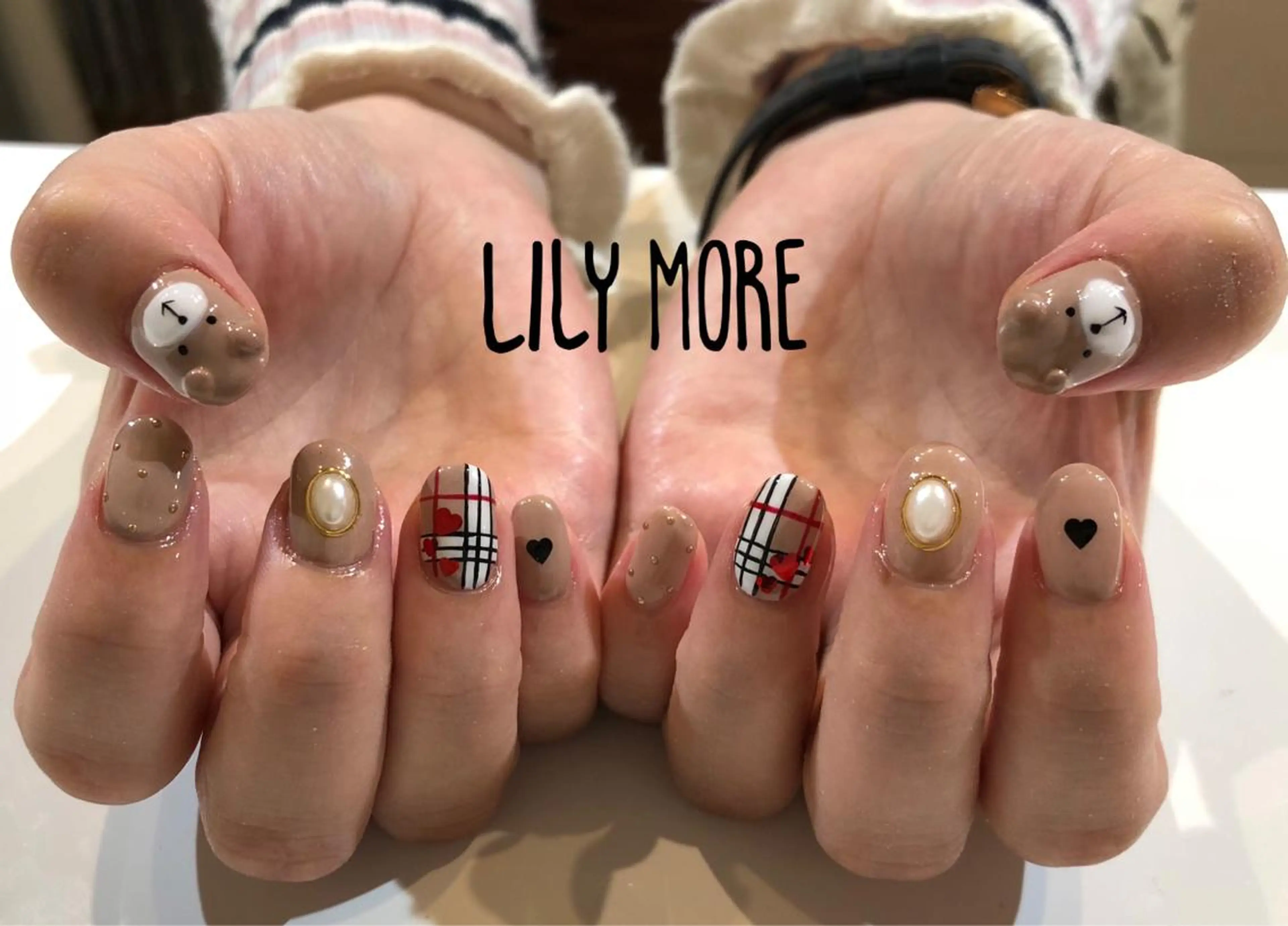 ネイル ハンドネイル Lily closetのネイルデザイン