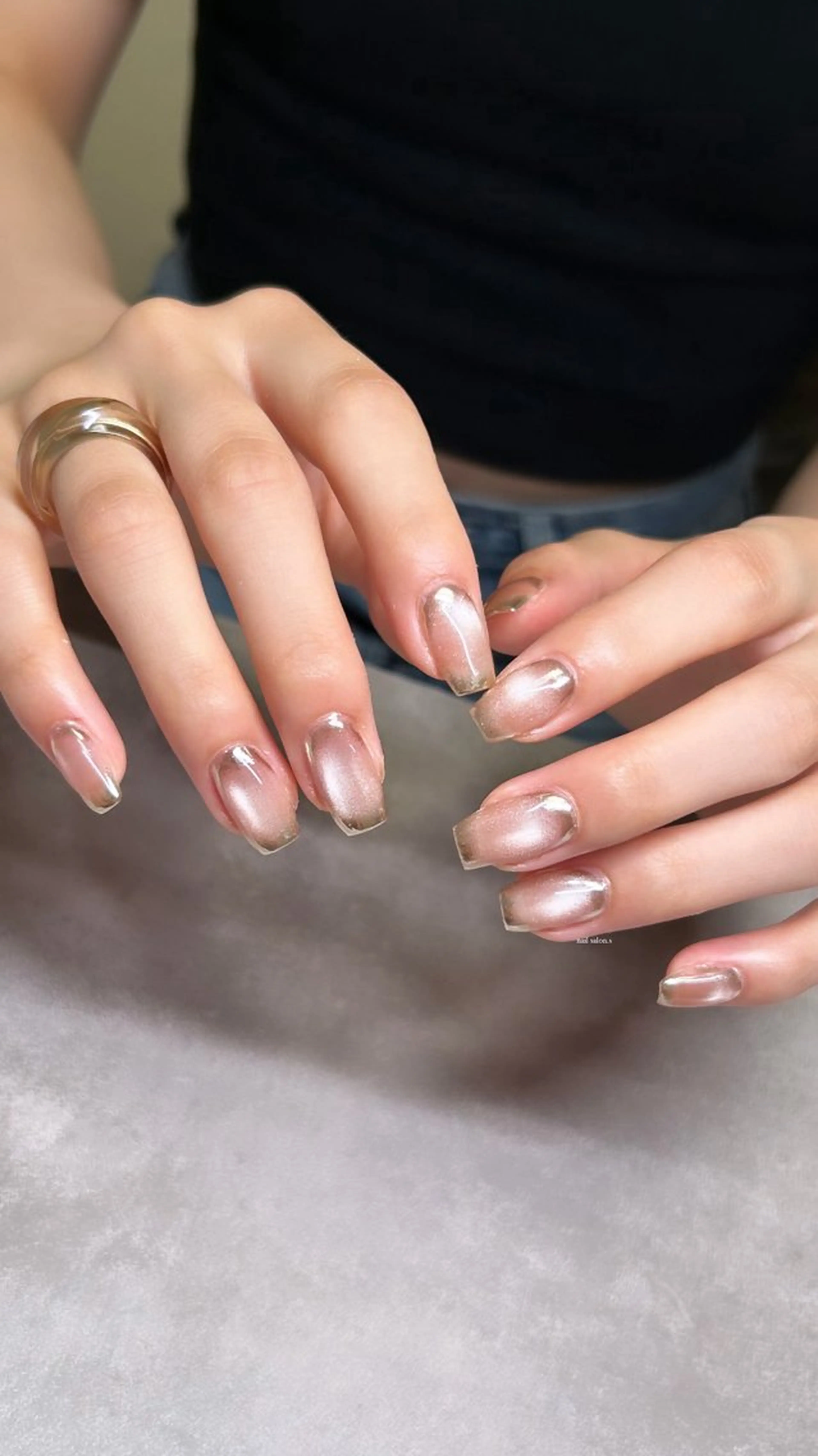 ネイル アートネイル ミラーネイル 関山 志乃のネイルデザイン