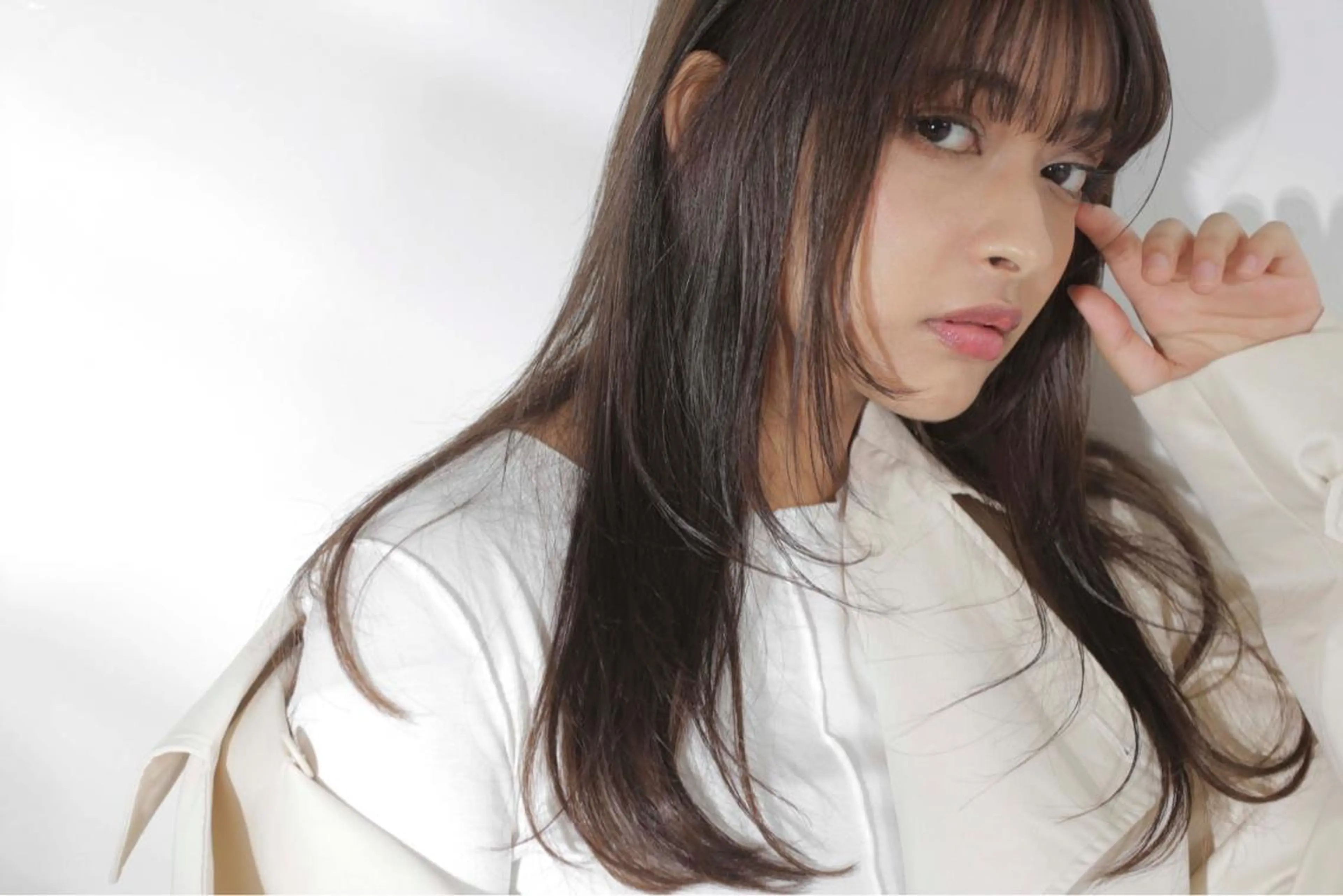 セミロング パーマ 中井 一葉のヘアスタイル