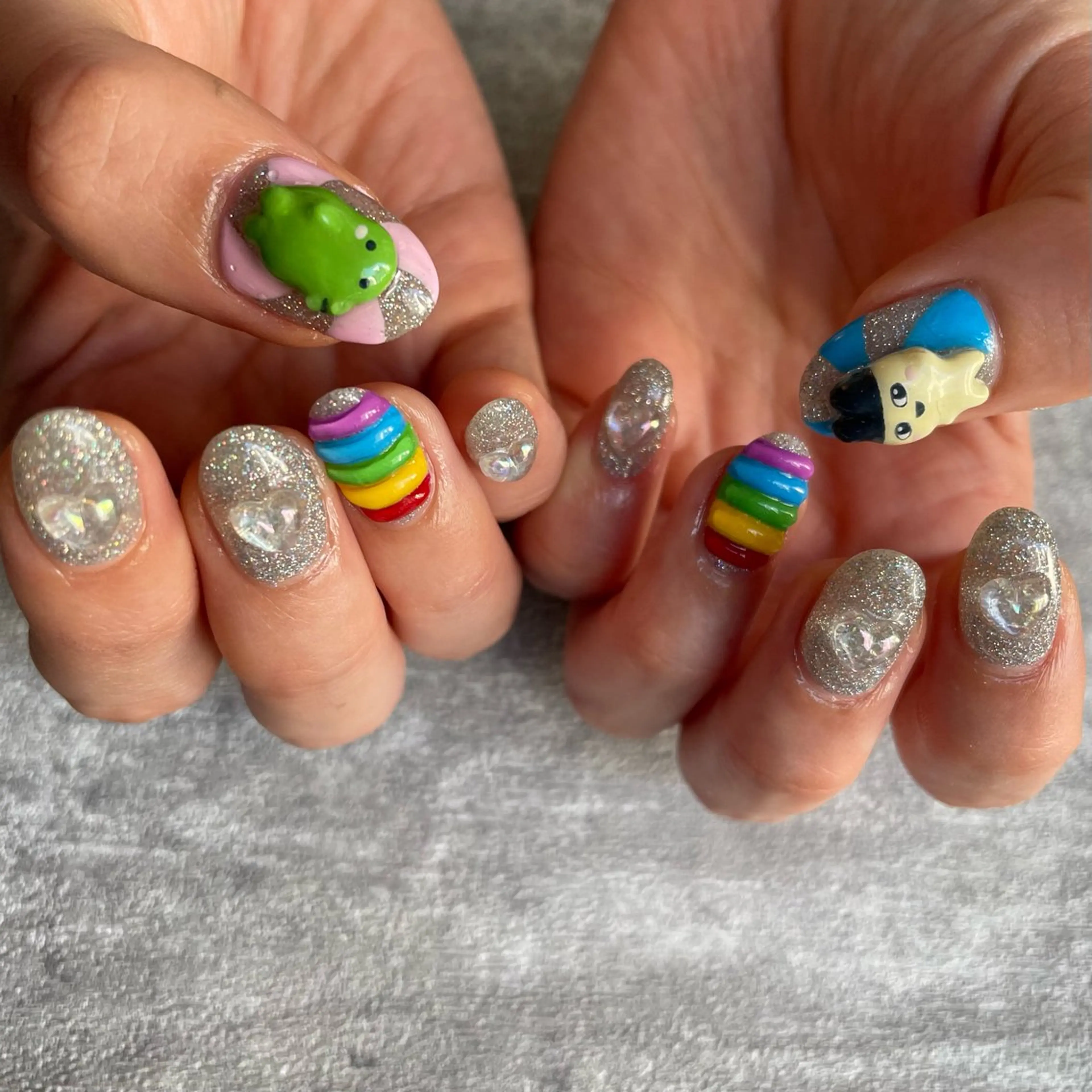 ネイル ハンドネイル カメレオン京橋🌻 草葉由佳のネイルデザイン