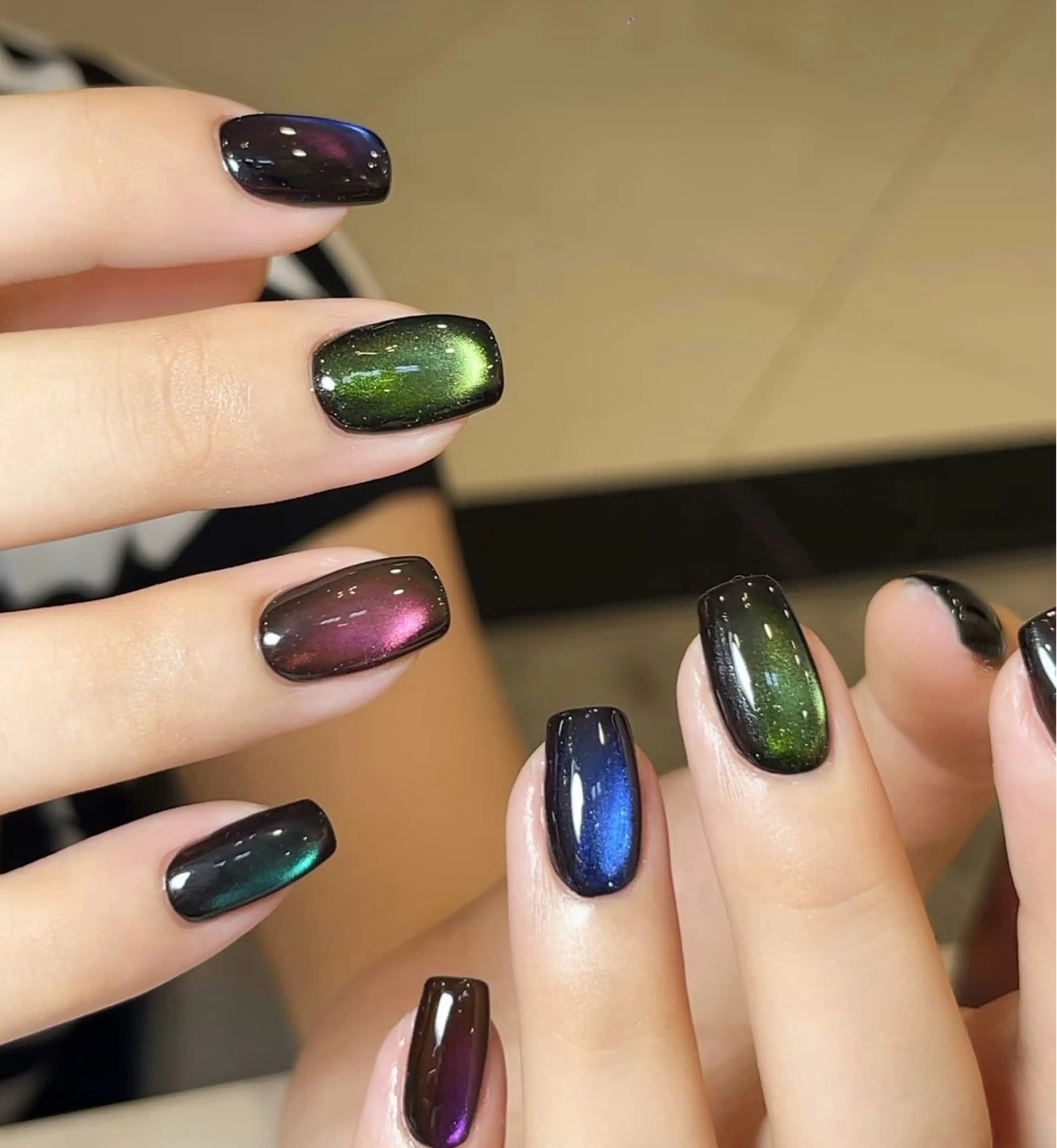 ネイル メンズネイル ハンドネイル Emily Garden 六本木のネイルデザイン