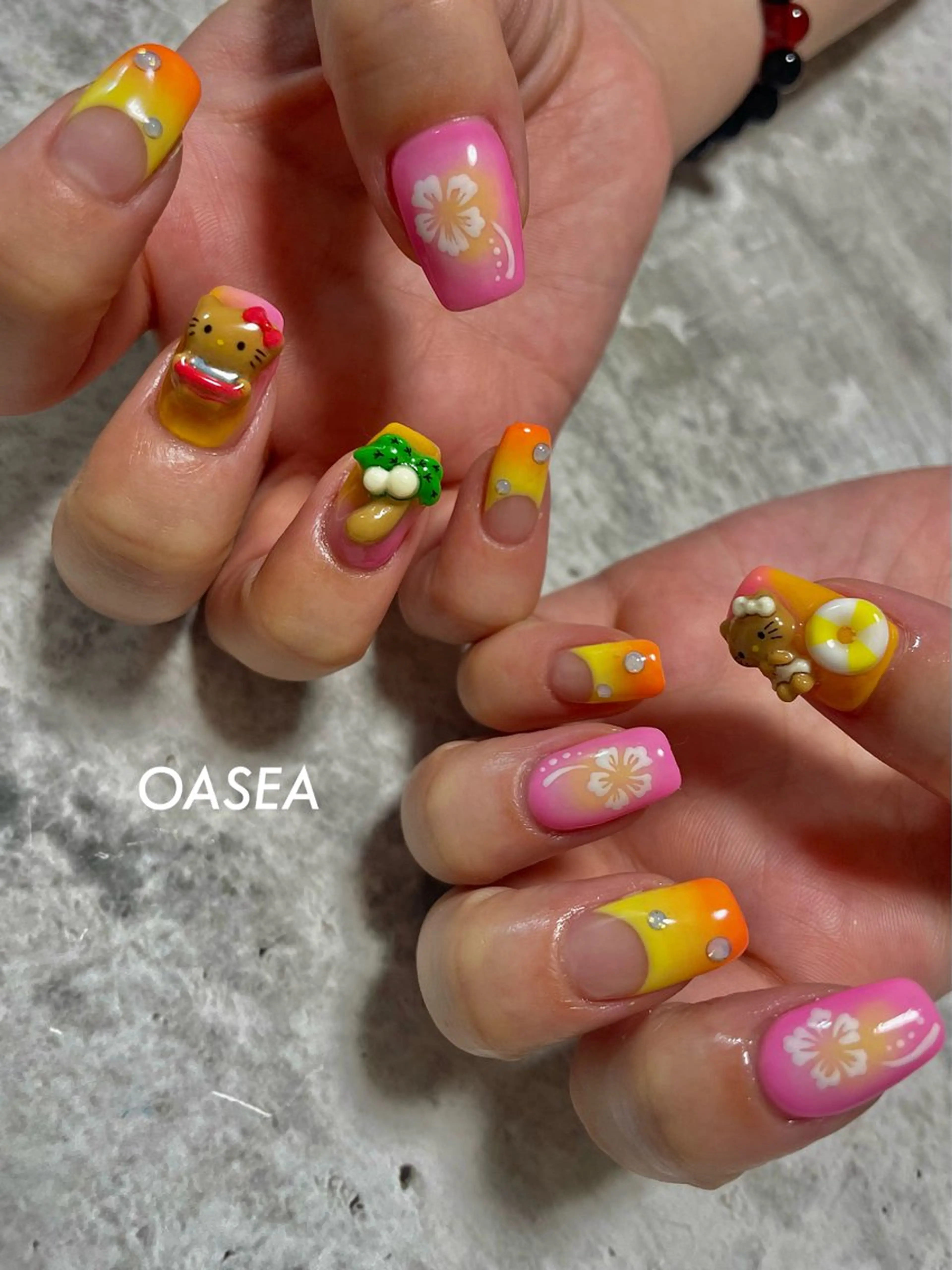 ネイル ハンドネイル 🌞💜 KAORI 🌴のネイルデザイン