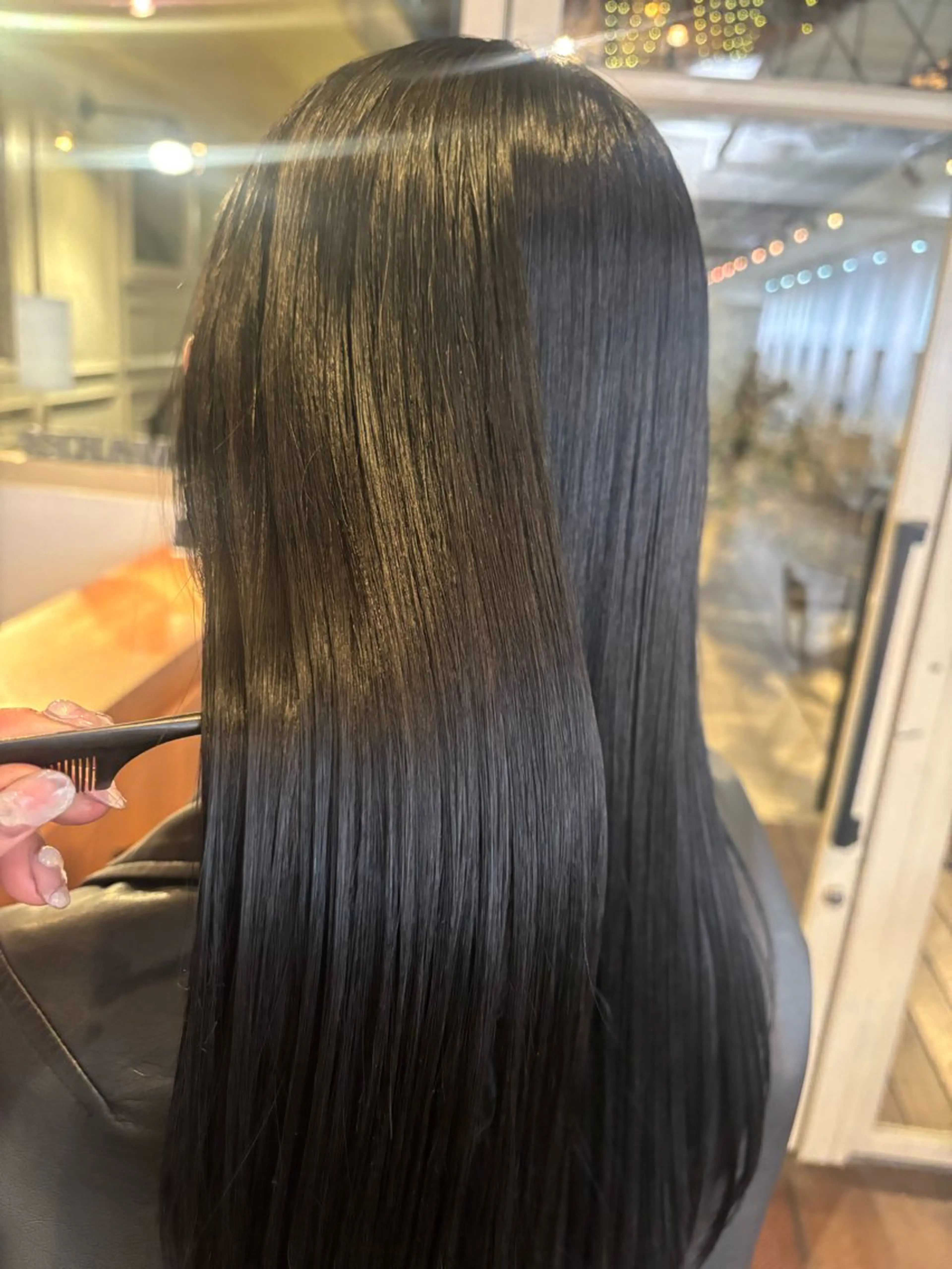 ロング カラー くいた あやなのヘアスタイル