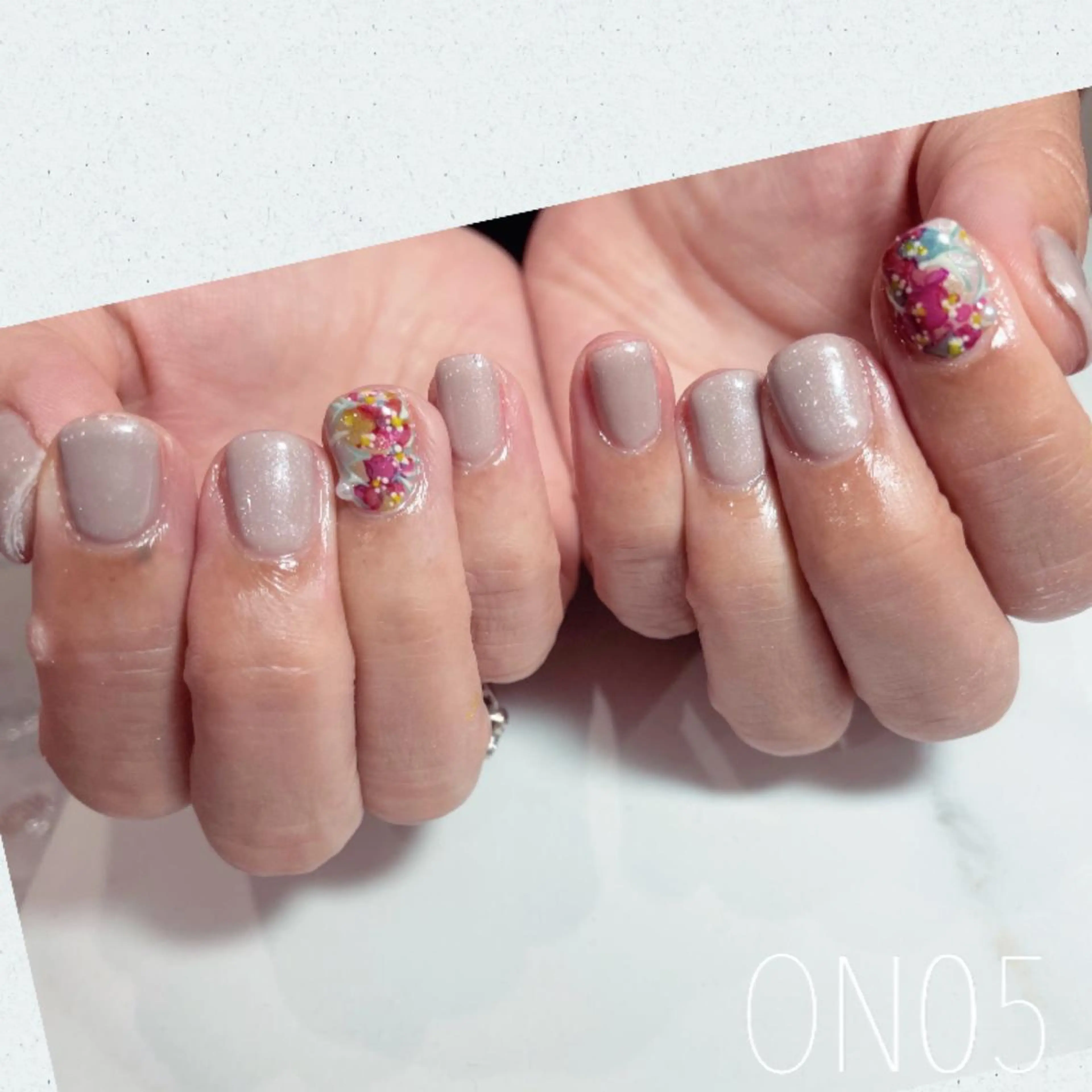 ネイル 園 寛子 （ネイリスト）のネイルデザイン