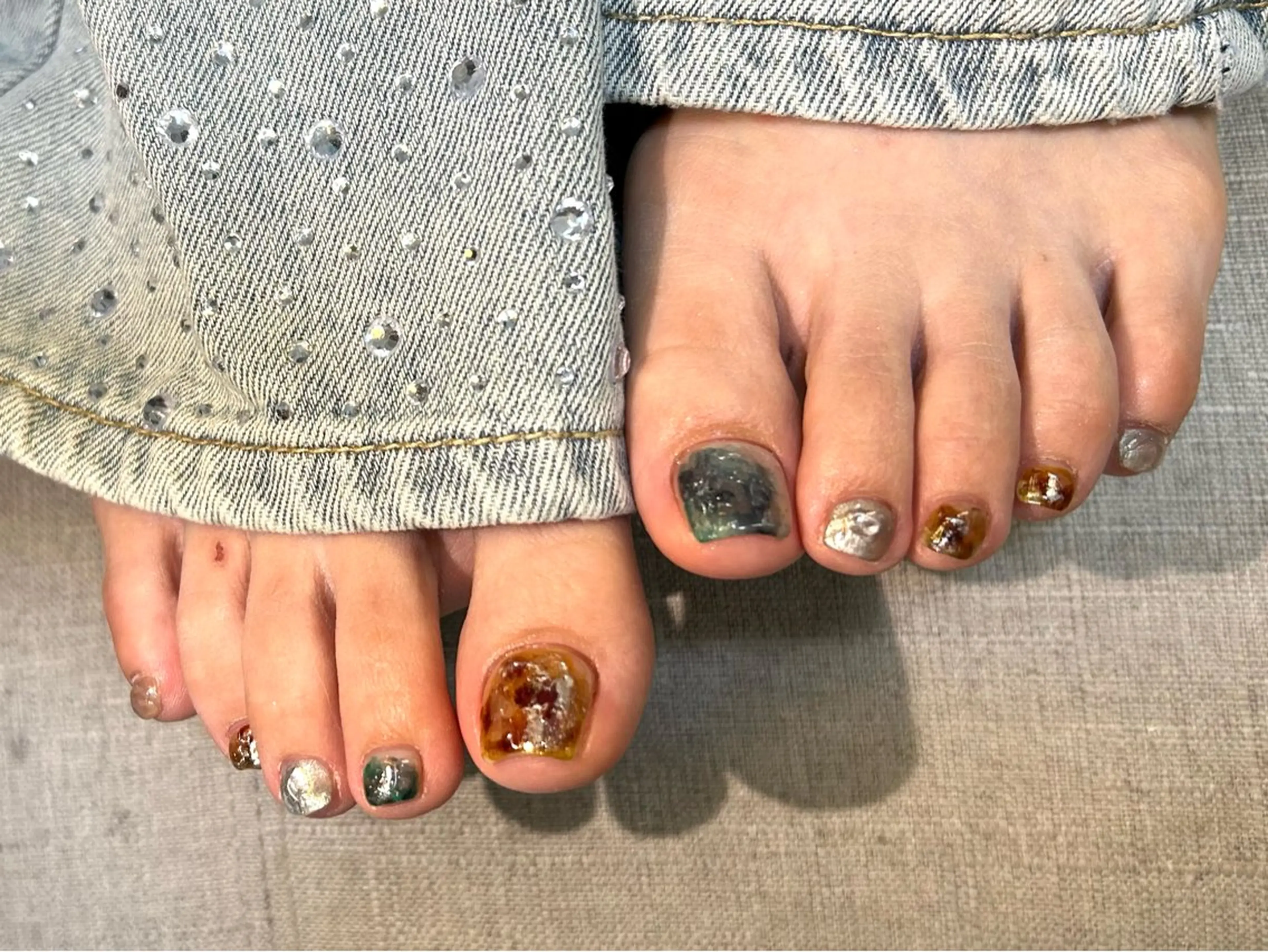 ネイル アートネイル フットネイル マグネットネイル ニュアンスネイル フットネイル アトリエ １０３のネイルデザイン