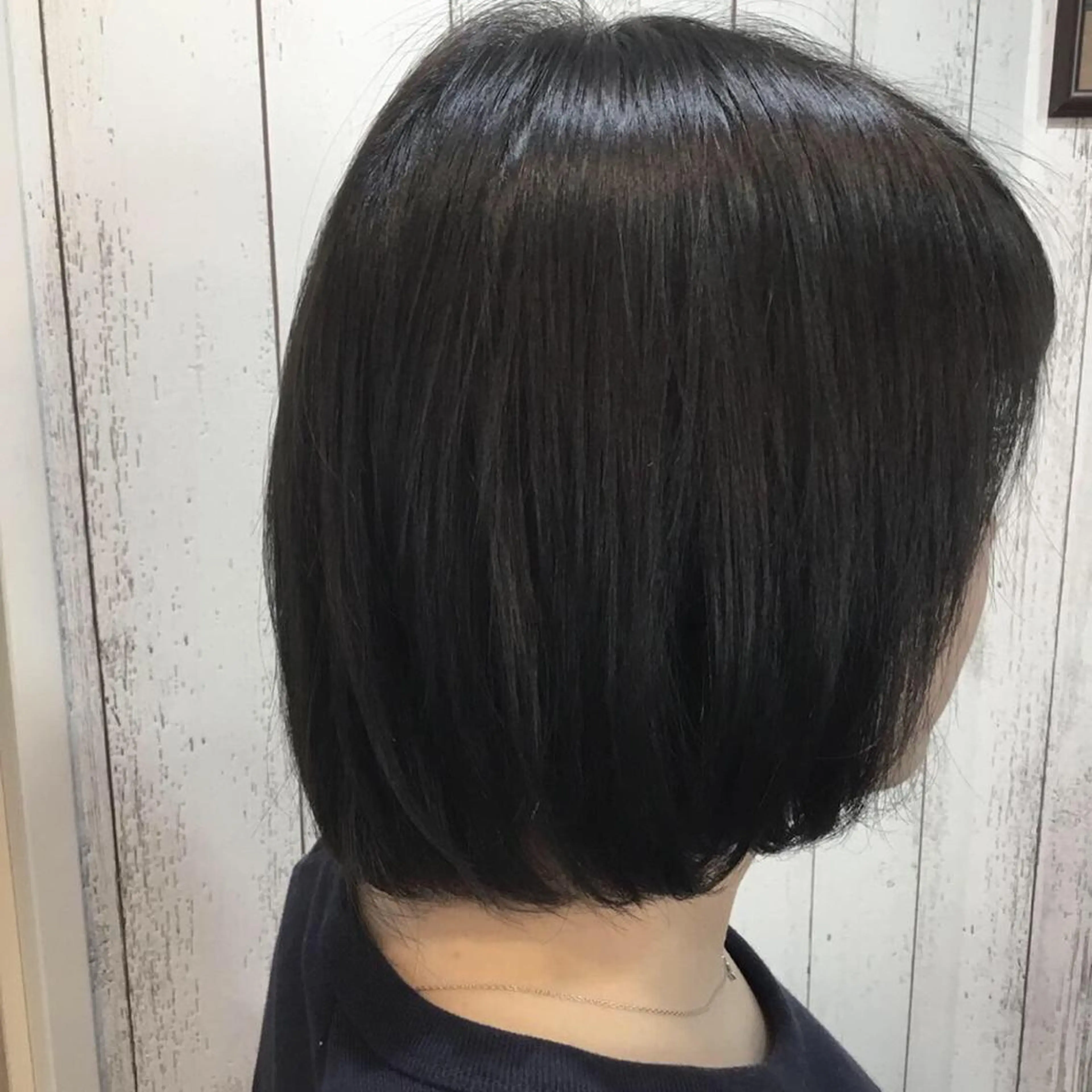 ショート カラー embrace エンブレイスのヘアスタイル