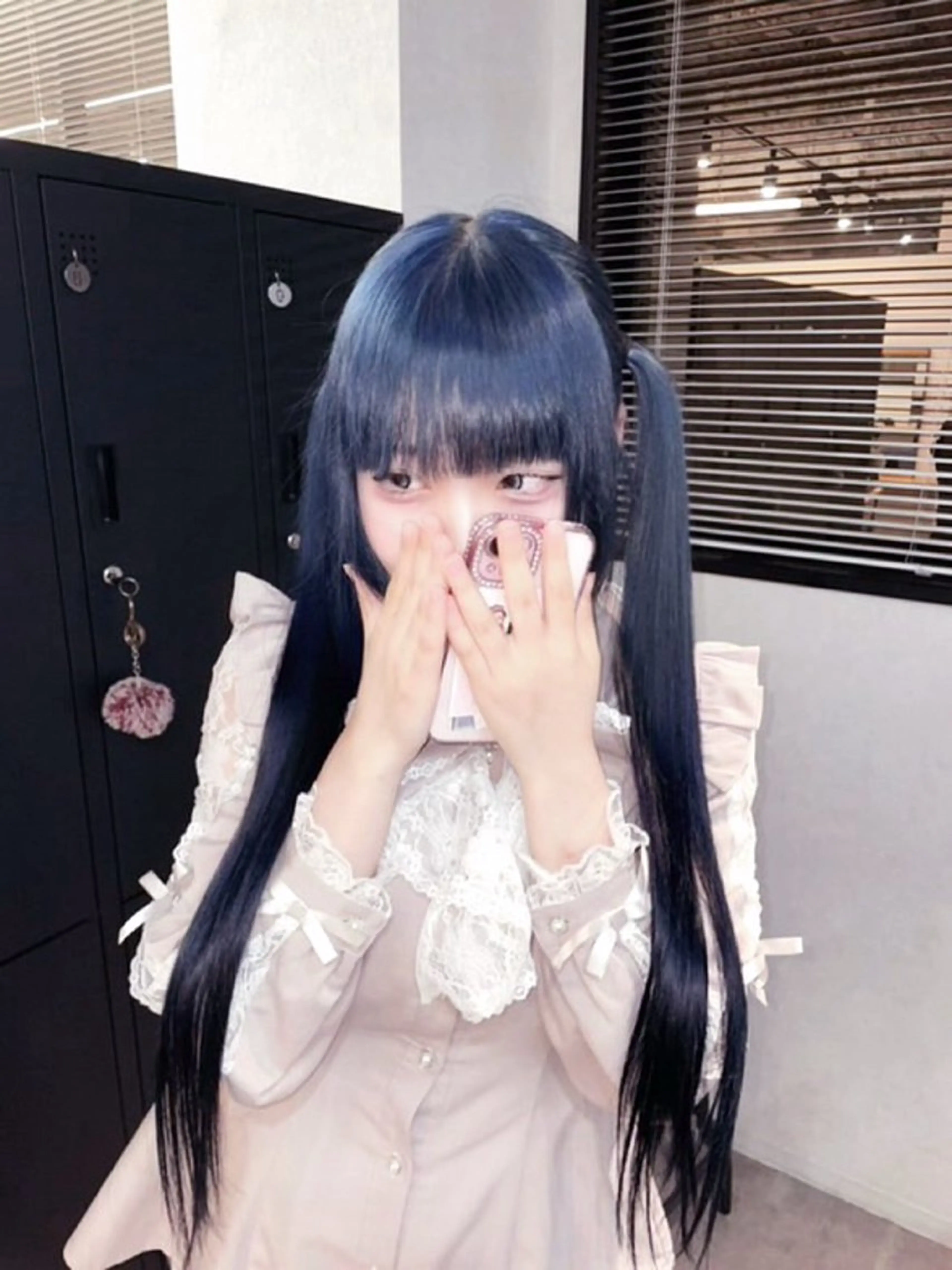 【発色抜群なカラーしたい方】ハイトーンからパキパキカラーまで🌈ダブルカラーの写真