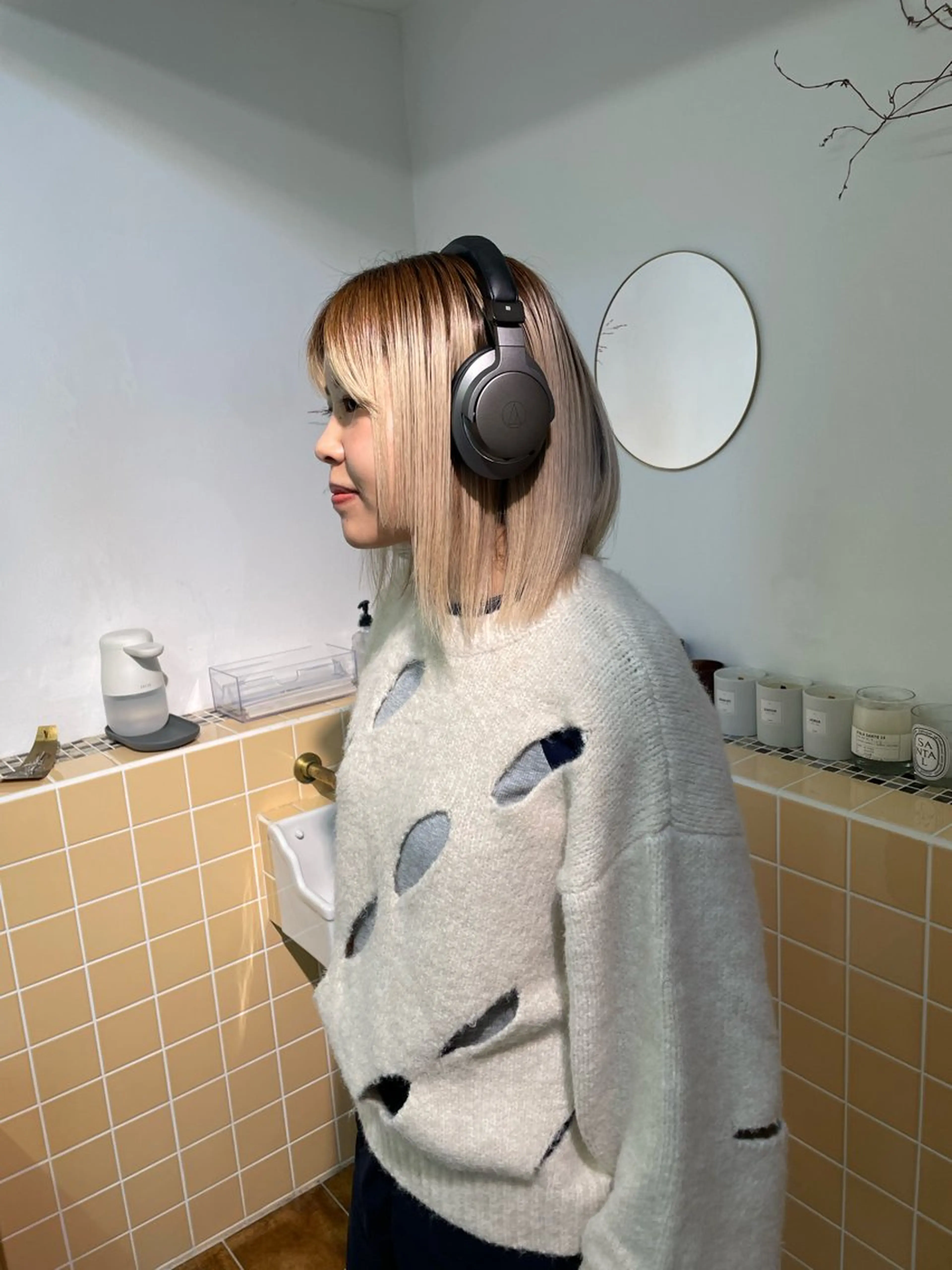 ミディアム カラー ハイトーンカラー 髪質改善 Seeknext // Rukaのヘアスタイル