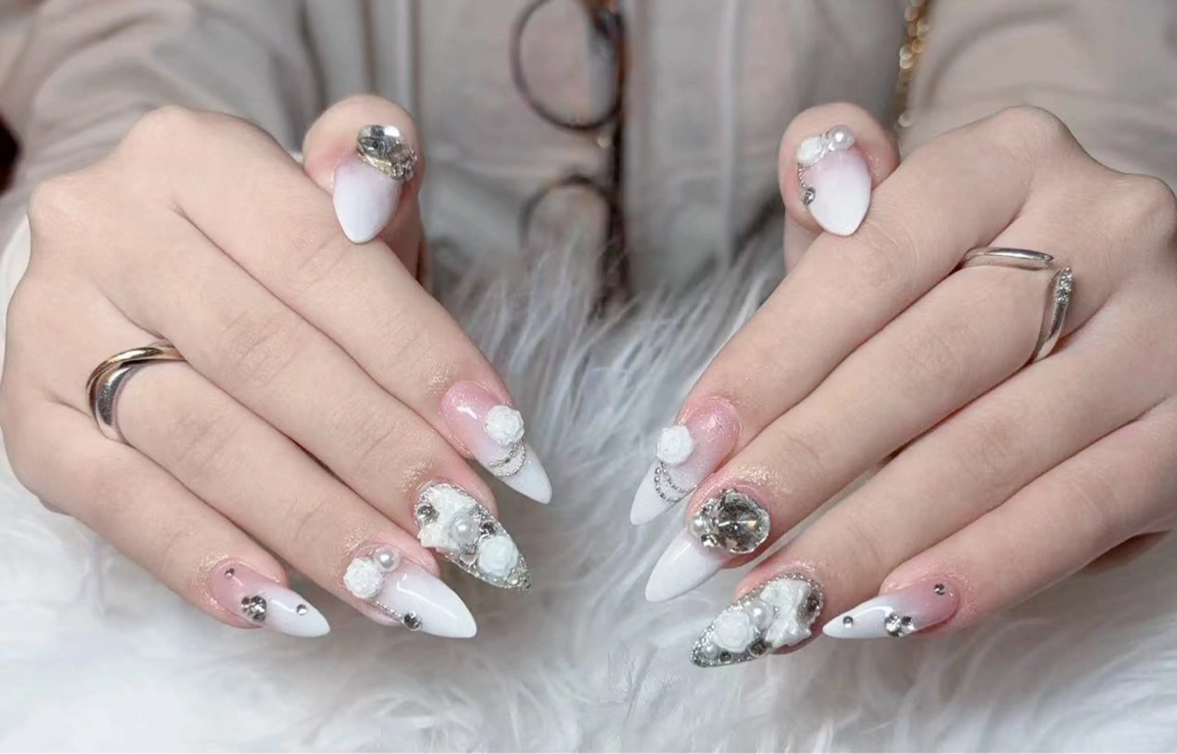 ネイル ハンドネイル Luvia Ginza所属・Luvia Ginzaのネイルデザイン